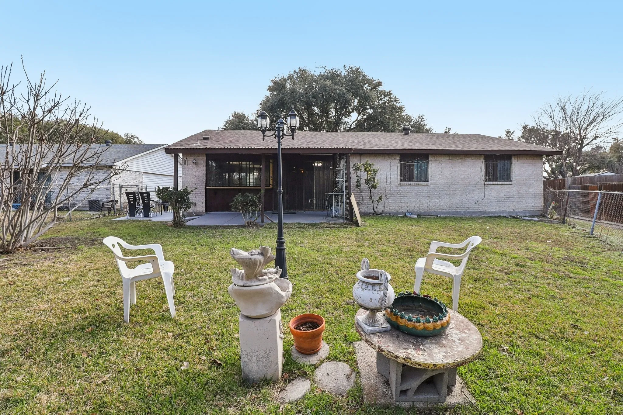 Single Family Residence For Sale in Dallas County , 326 E Ferndale Lane, Grand Prairie, Texas 75052, 4 Bedrooms, 2 Bathrooms, Garage spaces, 1,520 Sqft, built in 1974, Preowned, Price $290,000, mls#21157193, Real Estate Agent in Grand Prairie, Homes For Sale in Dallas county, Homes For Sale in Grand Prairie, Realtor in Grand Prairie Texas, Real Estate Brokerage Independent Realty Texas, Luminita Cordes Realtor