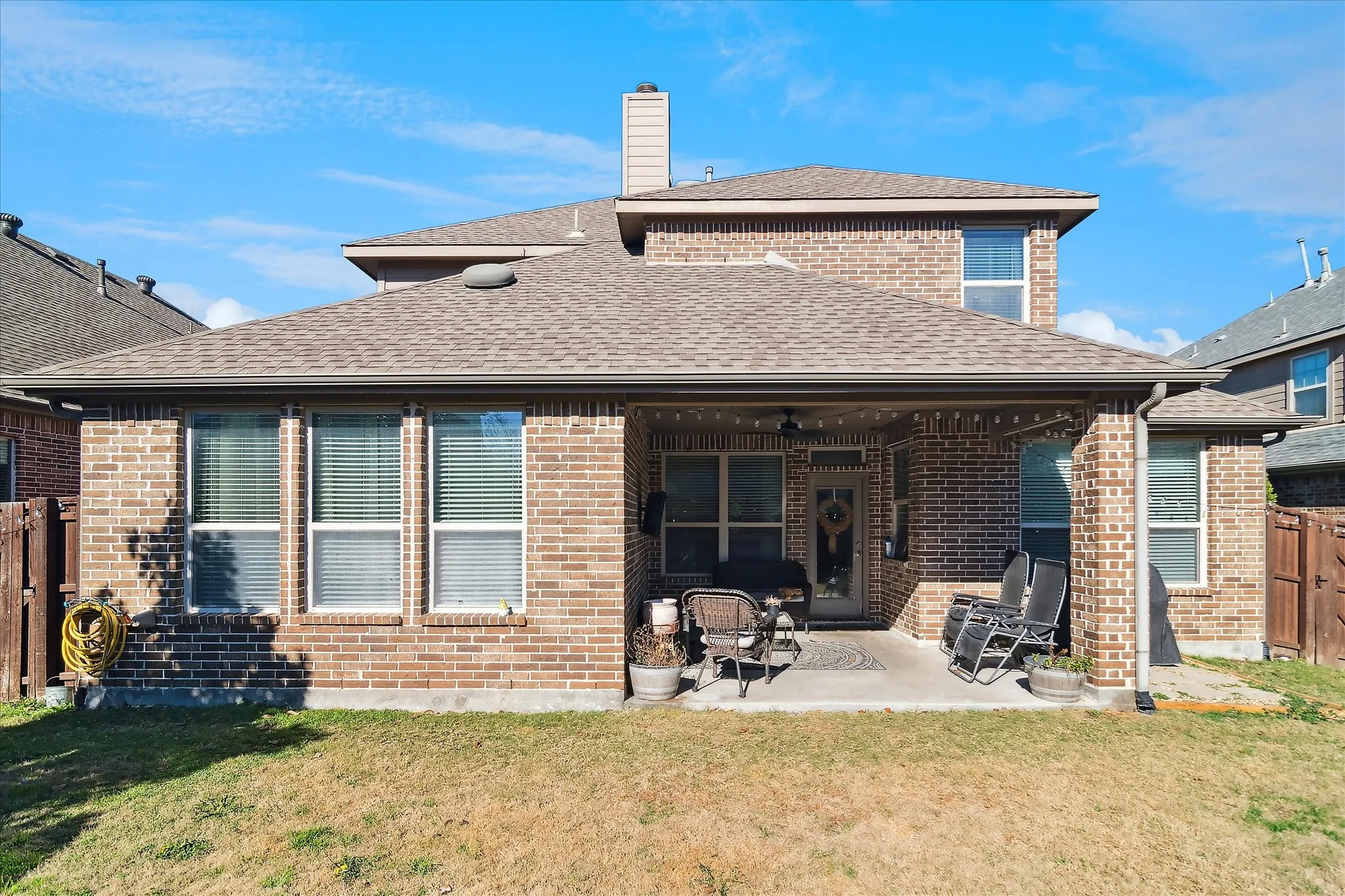 Single Family Residence For Sale in Collin County , 2614 Patriot Drive, Melissa, Texas 75454, 4 Bedroom, 4 Bathroom, 2 Garage spaces, 2,964 Sqft, built in 2011, Preowned, mls#21157253, Real Estate Agent in Melissa, Homes For Sale in Collin county, Homes For Sale in Melissa, Realtor in Melissa Texas, Real Estate Brokerage Independent Realty Texas, Luminita Cordes Realtor