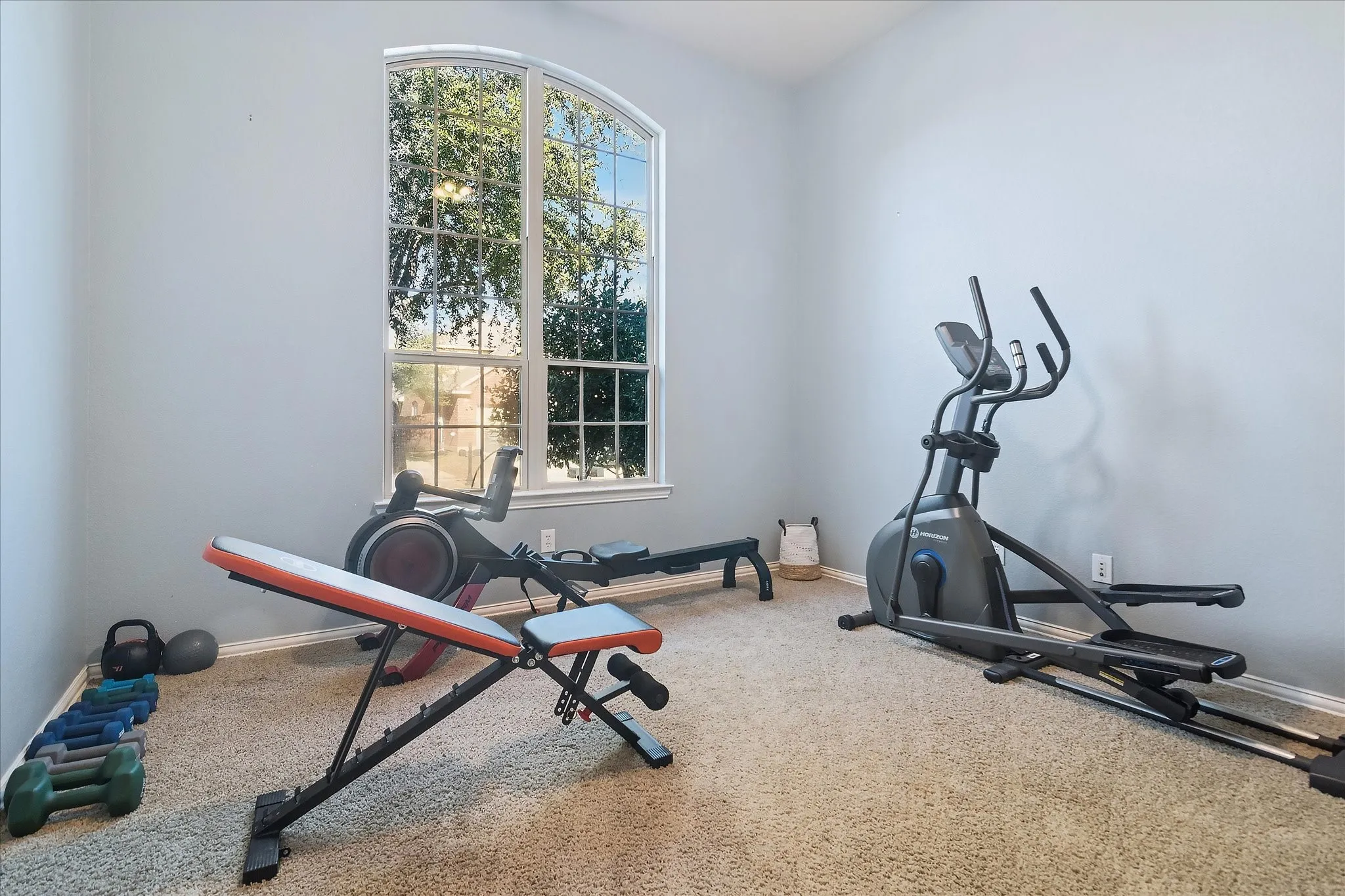 Single Family Residence For Sale in Collin County , 2614 Patriot Drive, Melissa, Texas 75454, 4 Bedroom, 4 Bathroom, 2 Garage spaces, 2,964 Sqft, built in 2011, Preowned, mls#21157253, Real Estate Agent in Melissa, Homes For Sale in Collin county, Homes For Sale in Melissa, Realtor in Melissa Texas, Real Estate Brokerage Independent Realty Texas, Luminita Cordes Realtor