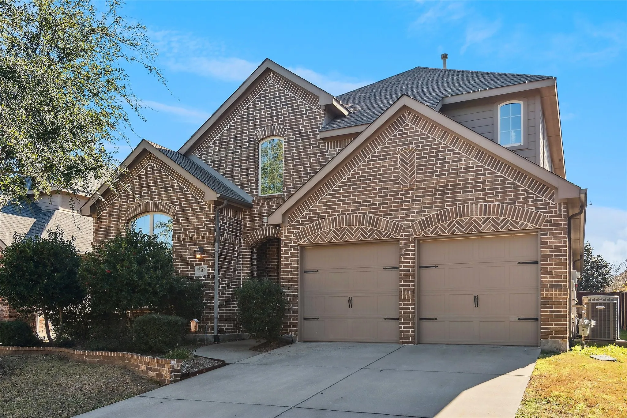 Single Family Residence For Sale in Collin County , 2614 Patriot Drive, Melissa, Texas 75454, 4 Bedroom, 4 Bathroom, 2 Garage spaces, 2,964 Sqft, built in 2011, Preowned, mls#21157253, Real Estate Agent in Melissa, Homes For Sale in Collin county, Homes For Sale in Melissa, Realtor in Melissa Texas, Real Estate Brokerage Independent Realty Texas, Luminita Cordes Realtor