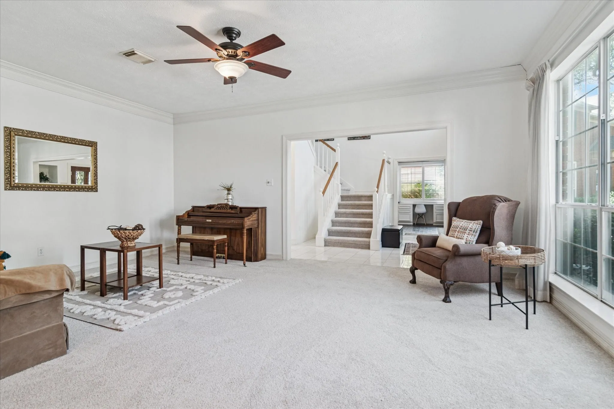 Single Family Residence For Sale in Dallas County , 2200 Southern Oak Drive, Irving, Texas 75063, 4 Bedroom, 4 Bathroom, 2 Garage spaces, 4,485 Sqft, built in 1990, Preowned, mls#21155434, Real Estate Agent in Irving, Homes For Sale in Dallas county, Homes For Sale in Irving, Realtor in Irving Texas, Real Estate Brokerage Independent Realty Texas, Luminita Cordes Realtor