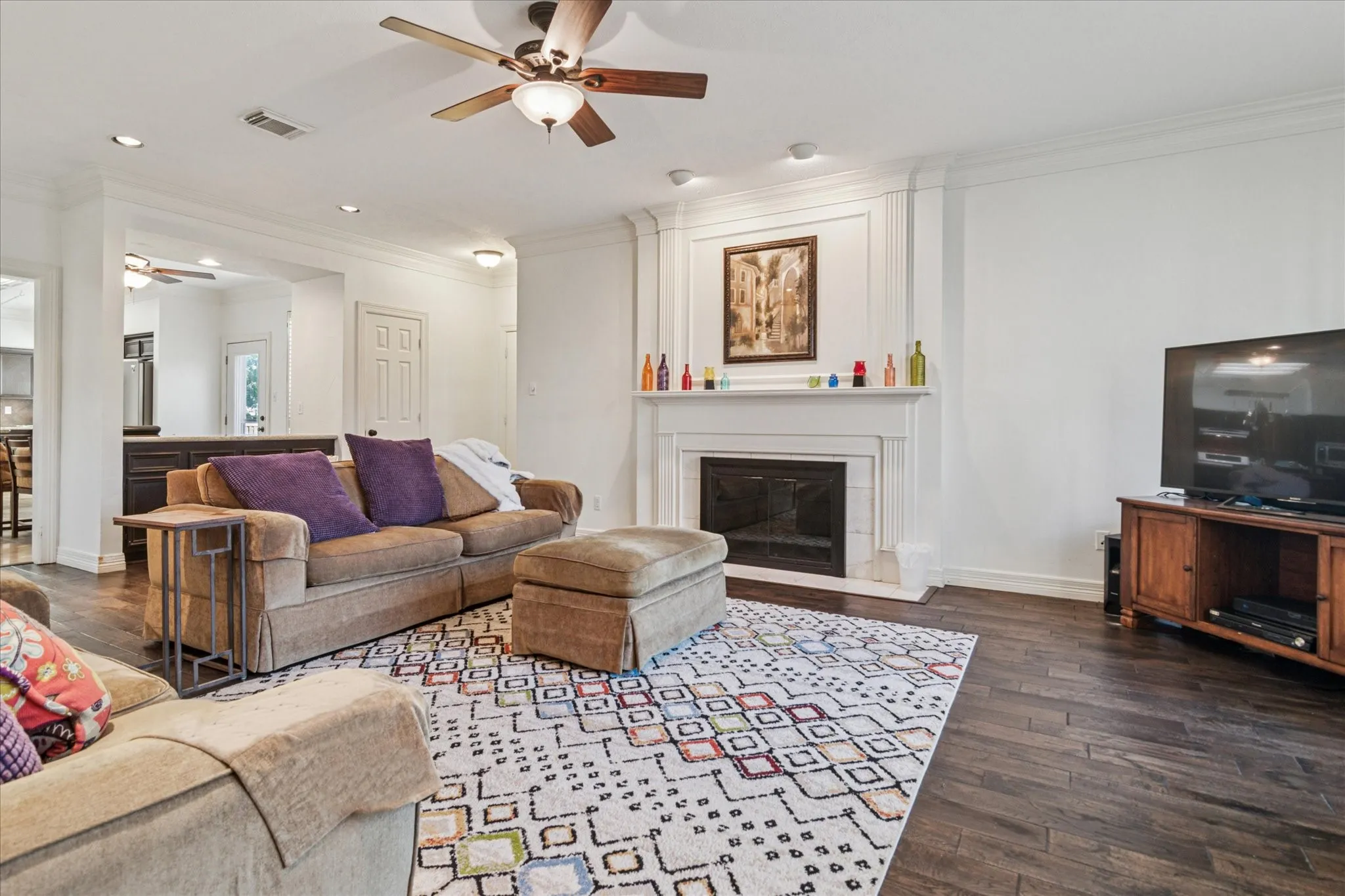 Single Family Residence For Sale in Dallas County , 2200 Southern Oak Drive, Irving, Texas 75063, 4 Bedroom, 4 Bathroom, 2 Garage spaces, 4,485 Sqft, built in 1990, Preowned, mls#21155434, Real Estate Agent in Irving, Homes For Sale in Dallas county, Homes For Sale in Irving, Realtor in Irving Texas, Real Estate Brokerage Independent Realty Texas, Luminita Cordes Realtor