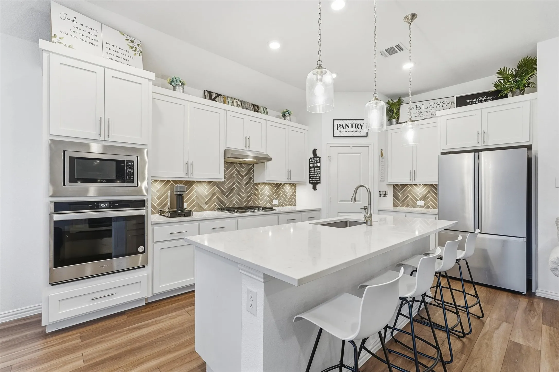 Single Family Residence For Sale in Kaufman County , 1864 Everglades Drive, Forney, Texas 75126, 4 Bedroom, 2 Bathroom, 2 Garage spaces, 1,940 Sqft, built in 2023, mls#21157363, Real Estate Agent in Forney, Homes For Sale in Kaufman county, Homes For Sale in Forney, Realtor in Forney Texas, Real Estate Brokerage Independent Realty Texas, Luminita Cordes Realtor
