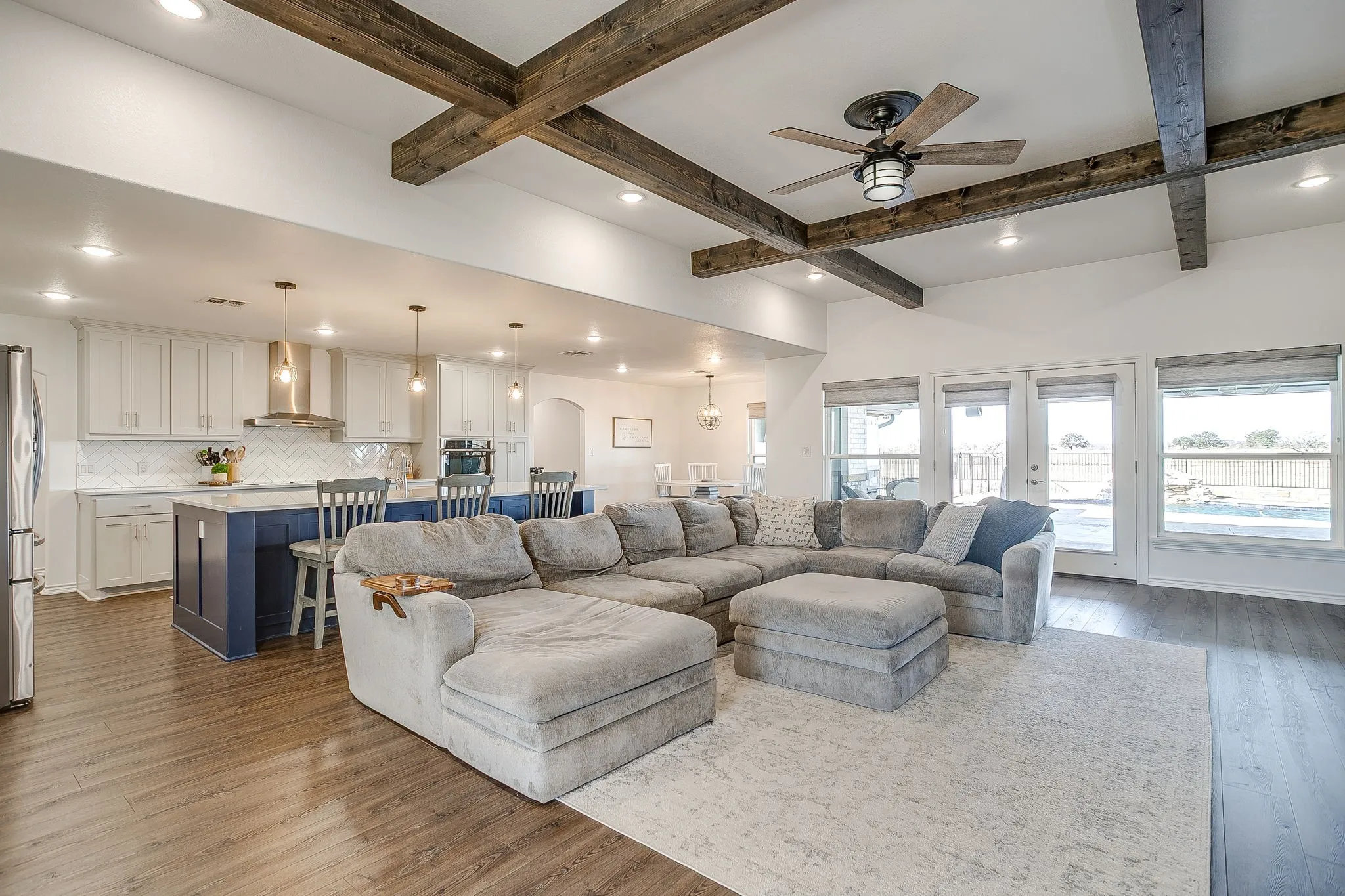 Single Family Residence For Sale in Young County , 733 Fm 2652, Graham, Texas 76450, 3 Bedroom, 4 Bathroom, 3 Garage spaces, 2,852 Sqft, built in 2019, Preowned, mls#21156994, Real Estate Agent in Graham, Homes For Sale in Young county, Homes For Sale in Graham, Realtor in Graham Texas, Real Estate Brokerage Independent Realty Texas, Luminita Cordes Realtor