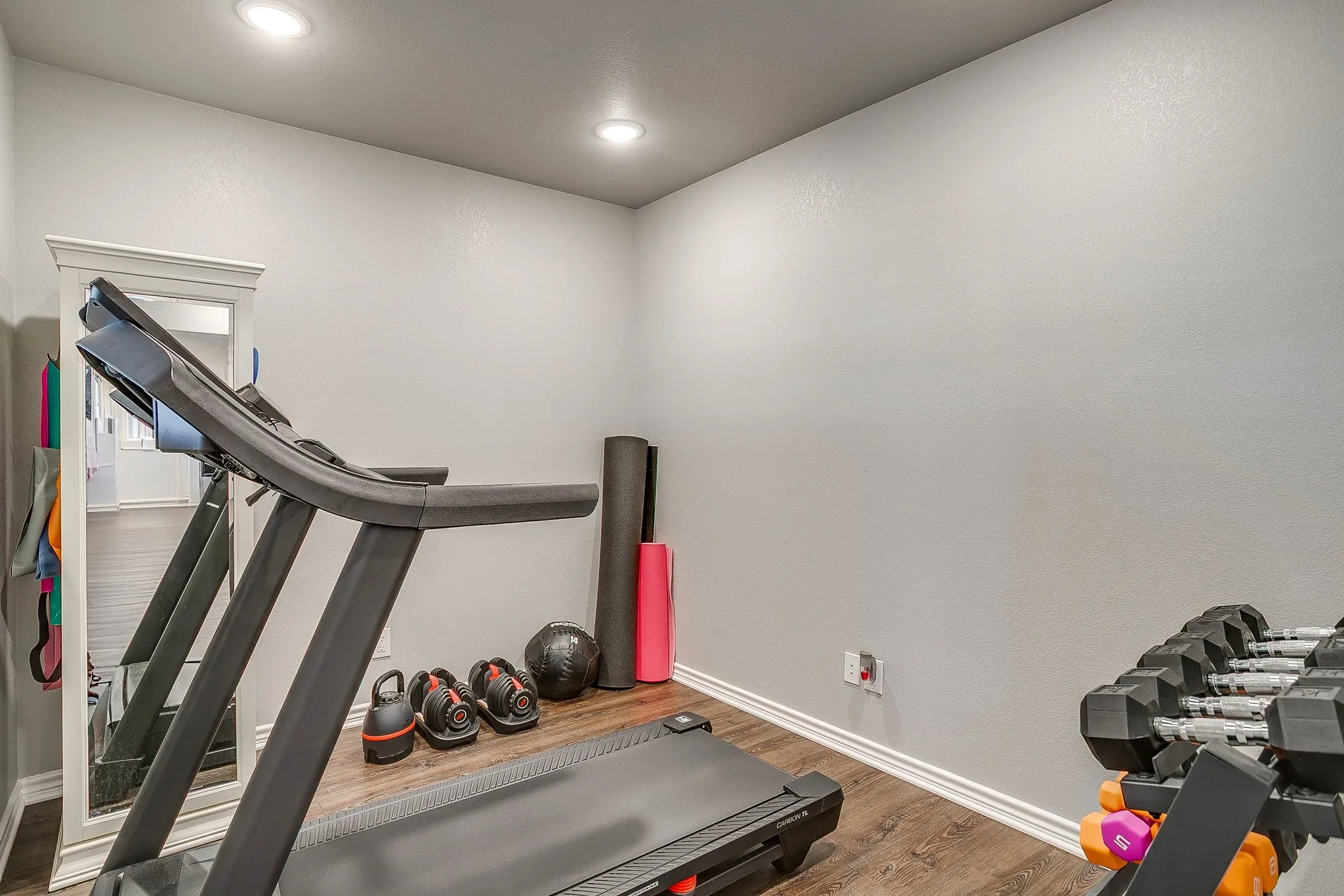 Single Family Residence For Sale in Young County , 733 Fm 2652, Graham, Texas 76450, 3 Bedroom, 4 Bathroom, 3 Garage spaces, 2,852 Sqft, built in 2019, Preowned, mls#21156994, Real Estate Agent in Graham, Homes For Sale in Young county, Homes For Sale in Graham, Realtor in Graham Texas, Real Estate Brokerage Independent Realty Texas, Luminita Cordes Realtor