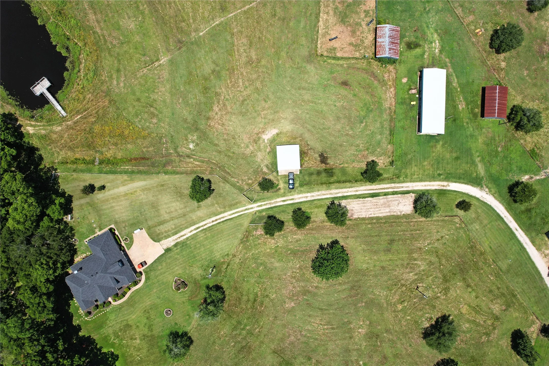 Farm For Sale in Rains County , 2134 Rs County Road 1402, Point, Texas 75472, 4 Bedroom, 3 Bathroom, 3 Garage spaces, 2,872 Sqft, built in 1997, Preowned, mls#21156714, Real Estate Agent in Point, Homes For Sale in Rains county, Homes For Sale in Point, Realtor in Point Texas, Real Estate Brokerage Independent Realty Texas, Luminita Cordes Realtor