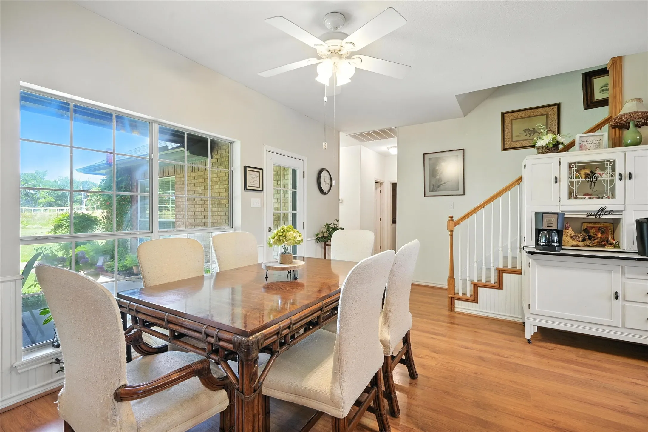 Farm For Sale in Rains County , 2134 Rs County Road 1402, Point, Texas 75472, 4 Bedroom, 3 Bathroom, 3 Garage spaces, 2,872 Sqft, built in 1997, Preowned, mls#21156714, Real Estate Agent in Point, Homes For Sale in Rains county, Homes For Sale in Point, Realtor in Point Texas, Real Estate Brokerage Independent Realty Texas, Luminita Cordes Realtor