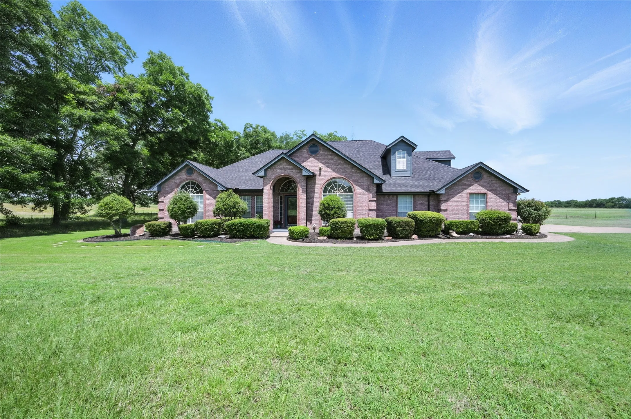 Farm For Sale in Rains County , 2134 Rs County Road 1402, Point, Texas 75472, 4 Bedroom, 3 Bathroom, 3 Garage spaces, 2,872 Sqft, built in 1997, Preowned, mls#21156714, Real Estate Agent in Point, Homes For Sale in Rains county, Homes For Sale in Point, Realtor in Point Texas, Real Estate Brokerage Independent Realty Texas, Luminita Cordes Realtor