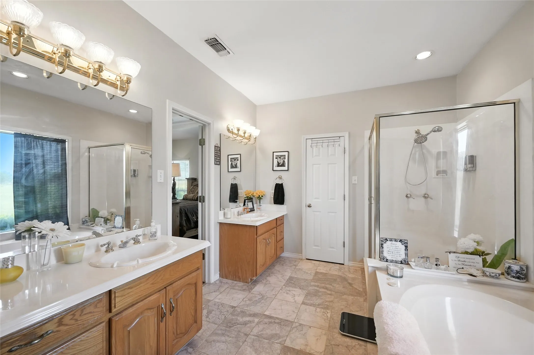 Farm For Sale in Rains County , 2134 Rs County Road 1402, Point, Texas 75472, 4 Bedroom, 3 Bathroom, 3 Garage spaces, 2,872 Sqft, built in 1997, Preowned, mls#21156714, Real Estate Agent in Point, Homes For Sale in Rains county, Homes For Sale in Point, Realtor in Point Texas, Real Estate Brokerage Independent Realty Texas, Luminita Cordes Realtor