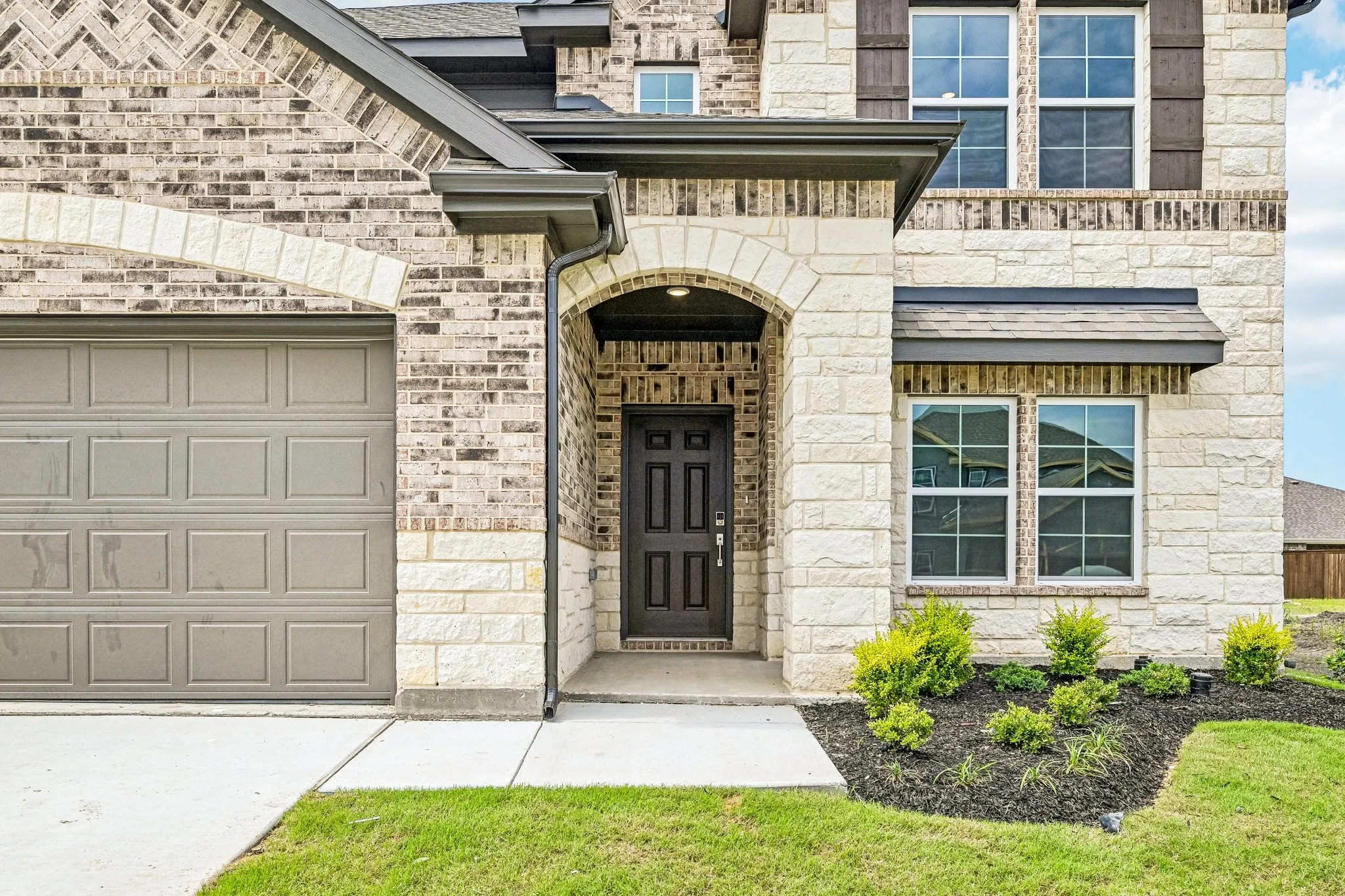 Single Family Residence For Sale in Kaufman County , 712 Vineyard Way, Forney, Texas 75126, 4 Bedroom, 3 Bathroom, 3 Garage spaces, 2,730 Sqft, built in 2026, New Construction - Incomplete, mls#21157433, Real Estate Agent in Forney, Homes For Sale in Kaufman county, Homes For Sale in Forney, Realtor in Forney Texas, Real Estate Brokerage Independent Realty Texas, Luminita Cordes Realtor