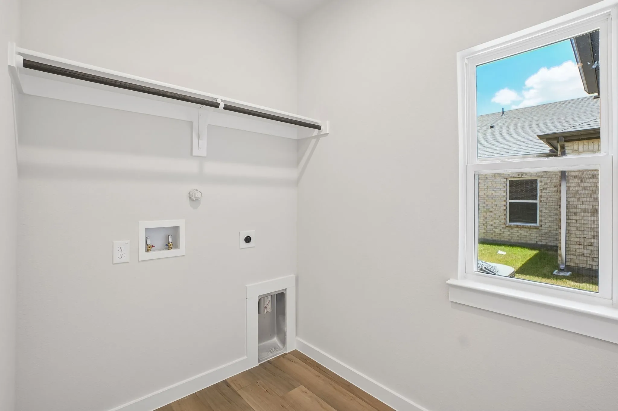 Single Family Residence For Sale in Kaufman County , 713 Vineyard Way, Forney, Texas 75126, 3 Bedroom, 3 Bathroom, 3 Garage spaces, 2,449 Sqft, built in 2026, New Construction - Incomplete, mls#21157441, Real Estate Agent in Forney, Homes For Sale in Kaufman county, Homes For Sale in Forney, Realtor in Forney Texas, Real Estate Brokerage Independent Realty Texas, Luminita Cordes Realtor