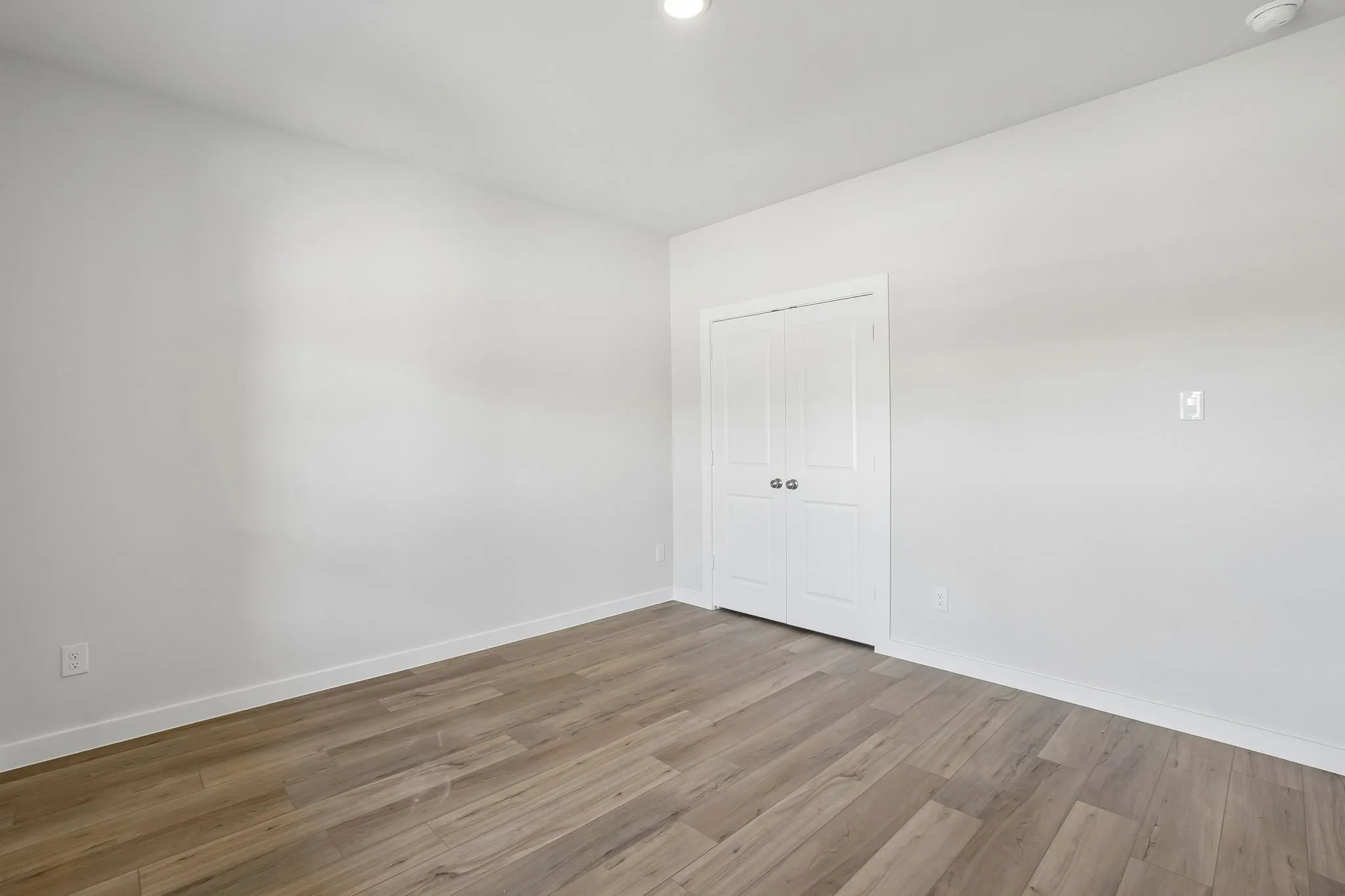 Single Family Residence For Sale in Kaufman County , 713 Vineyard Way, Forney, Texas 75126, 3 Bedroom, 3 Bathroom, 3 Garage spaces, 2,449 Sqft, built in 2026, New Construction - Incomplete, mls#21157441, Real Estate Agent in Forney, Homes For Sale in Kaufman county, Homes For Sale in Forney, Realtor in Forney Texas, Real Estate Brokerage Independent Realty Texas, Luminita Cordes Realtor
