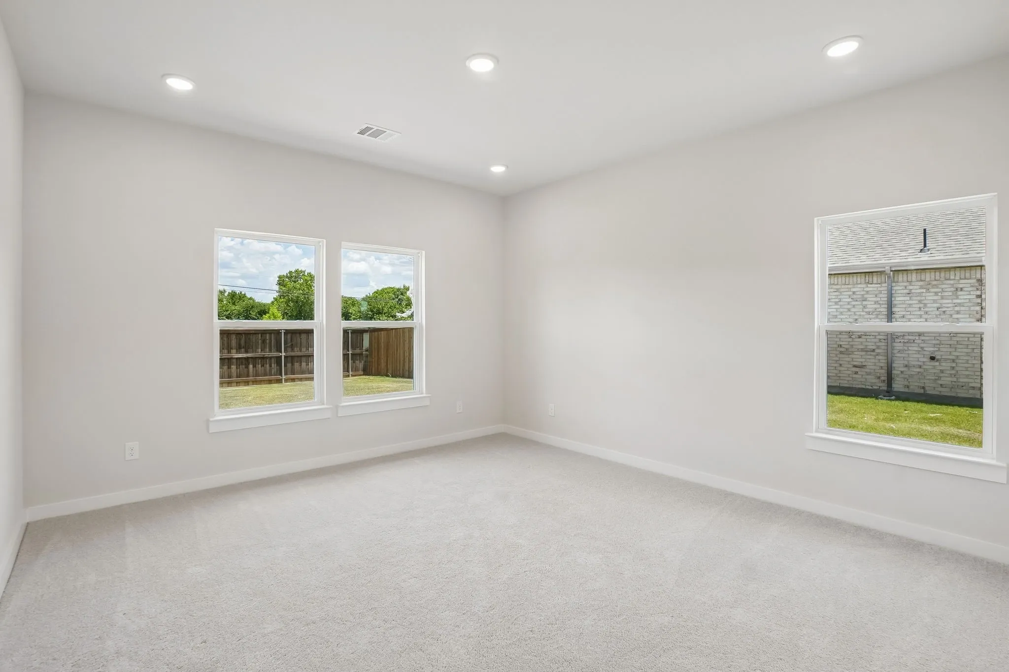 Single Family Residence For Sale in Kaufman County , 713 Vineyard Way, Forney, Texas 75126, 3 Bedroom, 3 Bathroom, 3 Garage spaces, 2,449 Sqft, built in 2026, New Construction - Incomplete, mls#21157441, Real Estate Agent in Forney, Homes For Sale in Kaufman county, Homes For Sale in Forney, Realtor in Forney Texas, Real Estate Brokerage Independent Realty Texas, Luminita Cordes Realtor