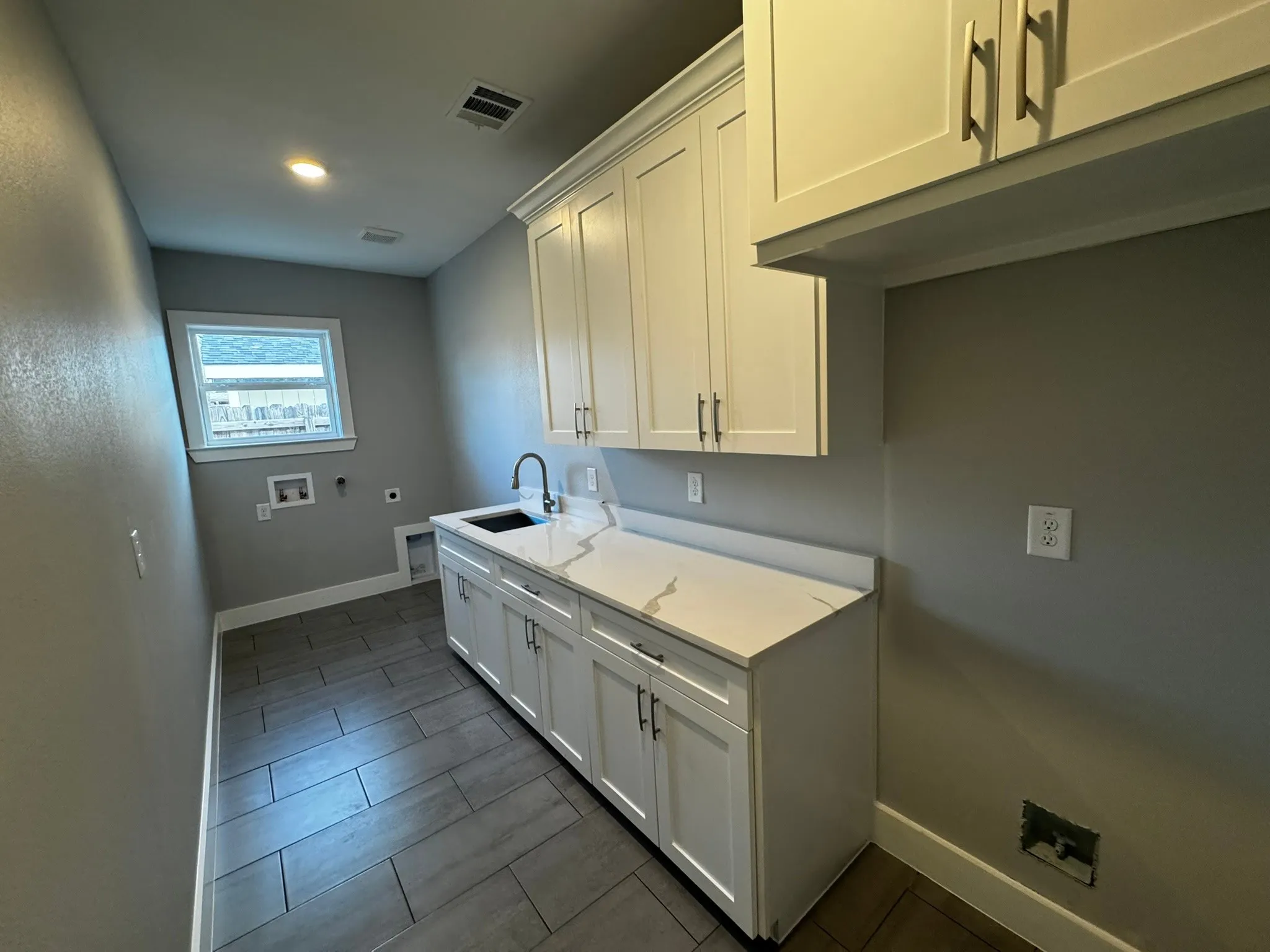Single Family Residence For Sale in Dallas County , 2533 Jonesboro Avenue, Dallas, Texas 75228, 4 Bedroom, 3 Bathroom, 2 Garage spaces, 2,330 Sqft, built in 2025, Price $509,999, mls#21153521, Real Estate Agent in Dallas, Homes For Sale in Dallas county, Homes For Sale in Dallas, Realtor in Dallas Texas, Real Estate Brokerage Independent Realty Texas, Luminita Cordes Realtor