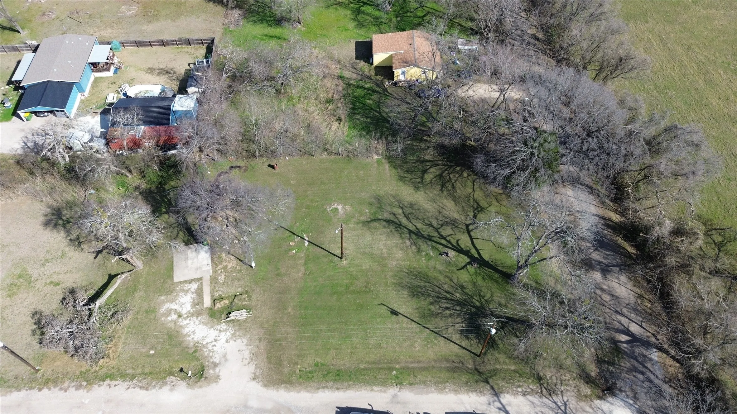 Improved Land For Sale in Hill County , 304 N Miller Avenue, Hubbard, Texas 76648, 0, 0, Garage spaces, 0 Sqft, built in 1975, mls#21157395, Real Estate Agent in Hubbard, Homes For Sale in Hill county, Homes For Sale in Hubbard, Realtor in Hubbard Texas, Real Estate Brokerage Independent Realty Texas, Luminita Cordes Realtor