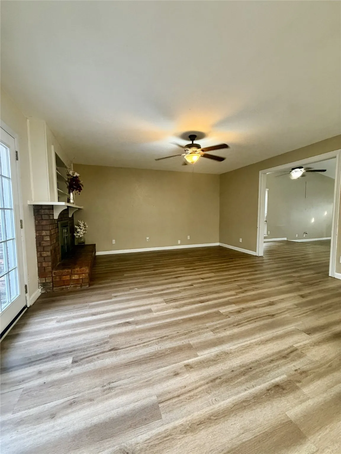 Single Family Residence For Sale in Tarrant County , 4019 Rushmoor Drive, Arlington, Texas 76016, 4 Bedrooms, 3 Bathrooms, 2 Garage spaces, 1,950 Sqft, built in 1977, Price $299,900, mls#21157520, Real Estate Agent in Arlington, Homes For Sale in Tarrant county, Homes For Sale in Arlington, Realtor in Arlington Texas, Real Estate Brokerage Independent Realty Texas, Luminita Cordes Realtor