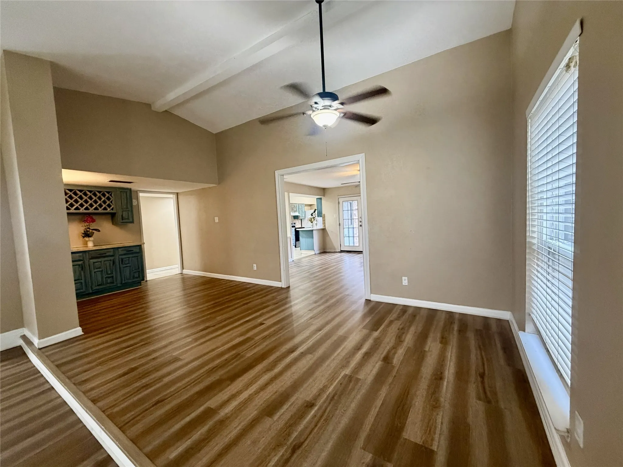 Single Family Residence For Sale in Tarrant County , 4019 Rushmoor Drive, Arlington, Texas 76016, 4 Bedrooms, 3 Bathrooms, 2 Garage spaces, 1,950 Sqft, built in 1977, Price $299,900, mls#21157520, Real Estate Agent in Arlington, Homes For Sale in Tarrant county, Homes For Sale in Arlington, Realtor in Arlington Texas, Real Estate Brokerage Independent Realty Texas, Luminita Cordes Realtor