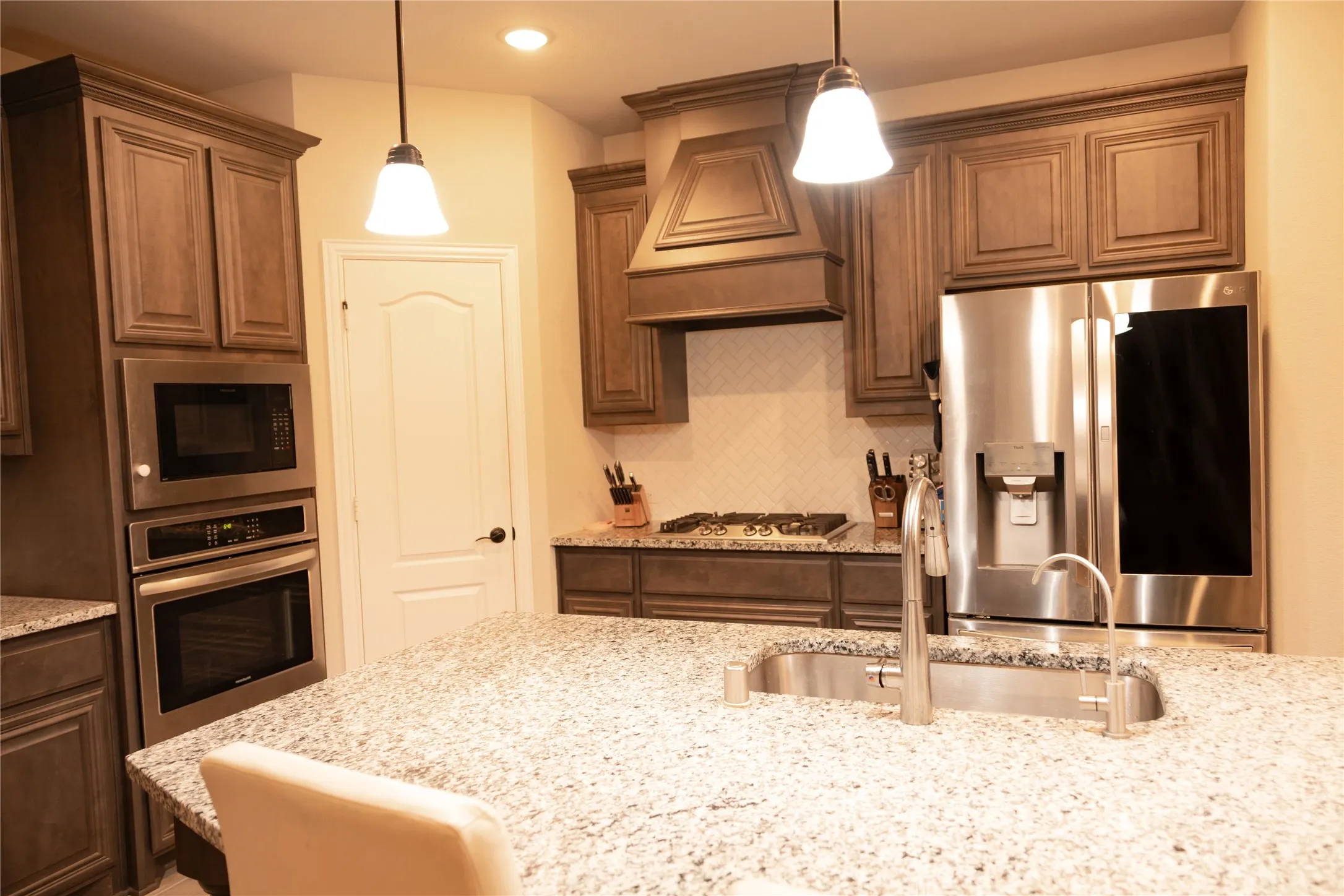 Single Family Residence For Rent in Rockwall County , 4147 Lagoon Place, Royse City, Texas 75189, 4 Bedroom, 4 Bathroom, 2 Garage spaces, 3,088 Sqft, built in 2021, mls#21157557, Real Estate Agent in Royse City, Homes For Rent in Rockwall county, Homes For Rent in Royse City, Realtor in Royse City Texas, Real Estate Brokerage Independent Realty Texas, Luminita Cordes Realtor
