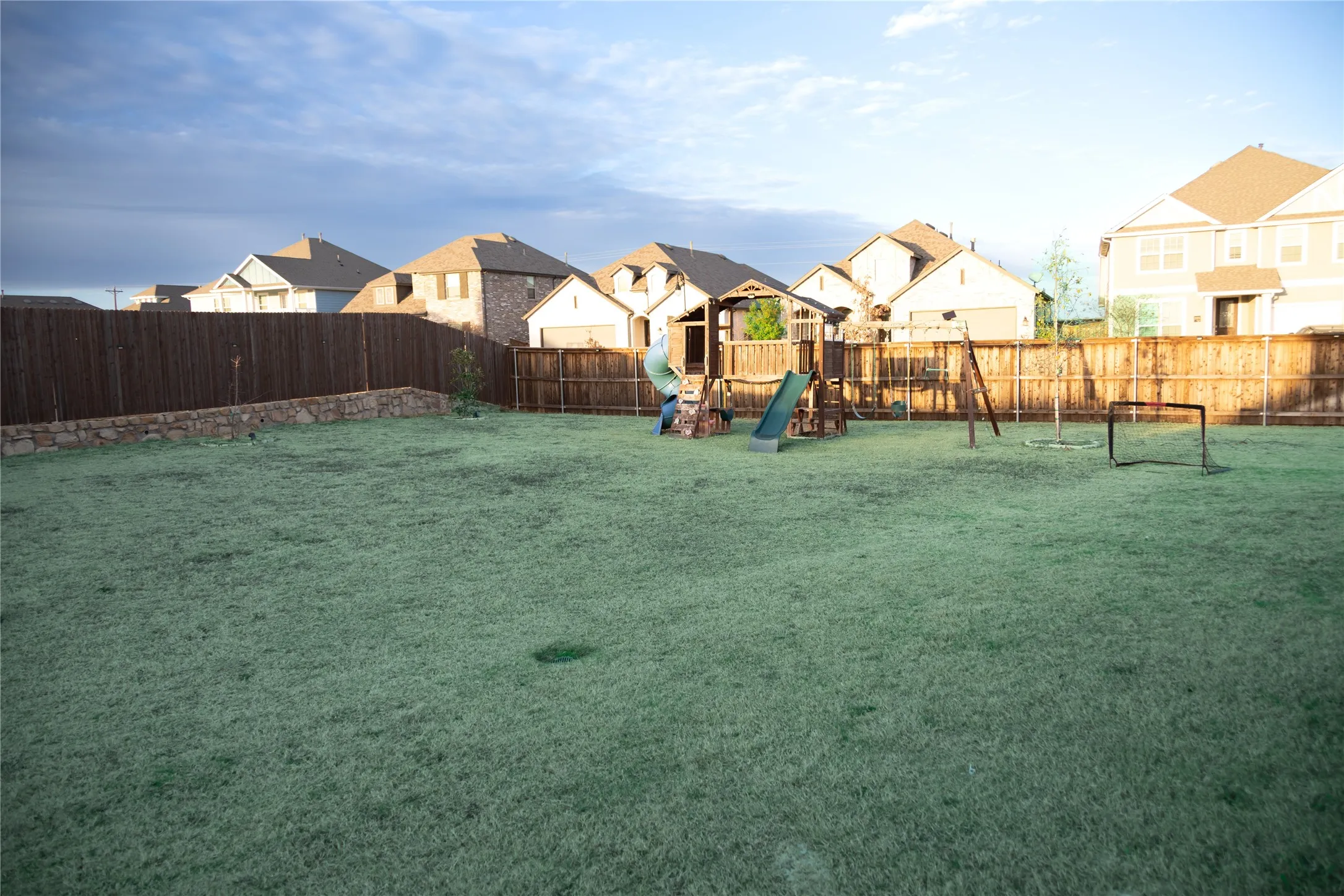 Single Family Residence For Rent in Rockwall County , 4147 Lagoon Place, Royse City, Texas 75189, 4 Bedroom, 4 Bathroom, 2 Garage spaces, 3,088 Sqft, built in 2021, mls#21157557, Real Estate Agent in Royse City, Homes For Rent in Rockwall county, Homes For Rent in Royse City, Realtor in Royse City Texas, Real Estate Brokerage Independent Realty Texas, Luminita Cordes Realtor