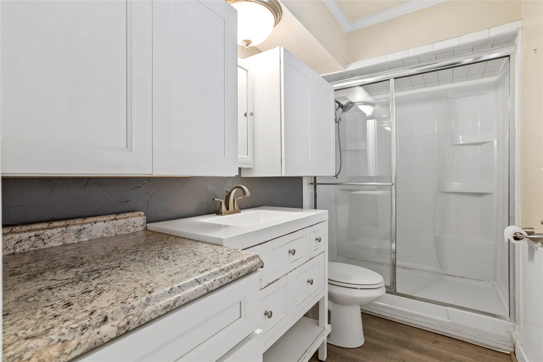 Single Family Residence For Sale in Grayson County , 1401 Greenbrier Drive, Sherman, Texas 75092, 3 Bedrooms, 2 Bathrooms, 2 Garage spaces, 1,932 Sqft, built in 1967, Price $309,900, mls#21157792, Real Estate Agent in Sherman, Homes For Sale in Grayson county, Homes For Sale in Sherman, Realtor in Sherman Texas, Real Estate Brokerage Independent Realty Texas, Luminita Cordes Realtor