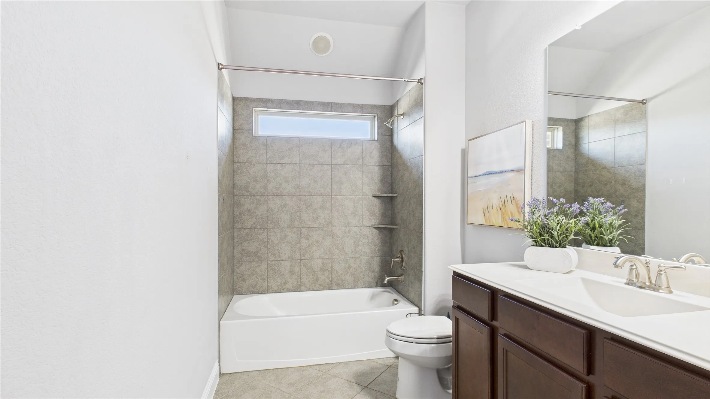 Single Family Residence For Sale in Denton County , 645 Sundrop Drive, Little Elm, Texas 75068, 4 Bedroom, 4 Bathroom, 2 Garage spaces, 3,855 Sqft, built in 2014, Preowned, mls#21157808, Real Estate Agent in Little Elm, Homes For Sale in Denton county, Homes For Sale in Little Elm, Realtor in Little Elm Texas, Real Estate Brokerage Independent Realty Texas, Luminita Cordes Realtor