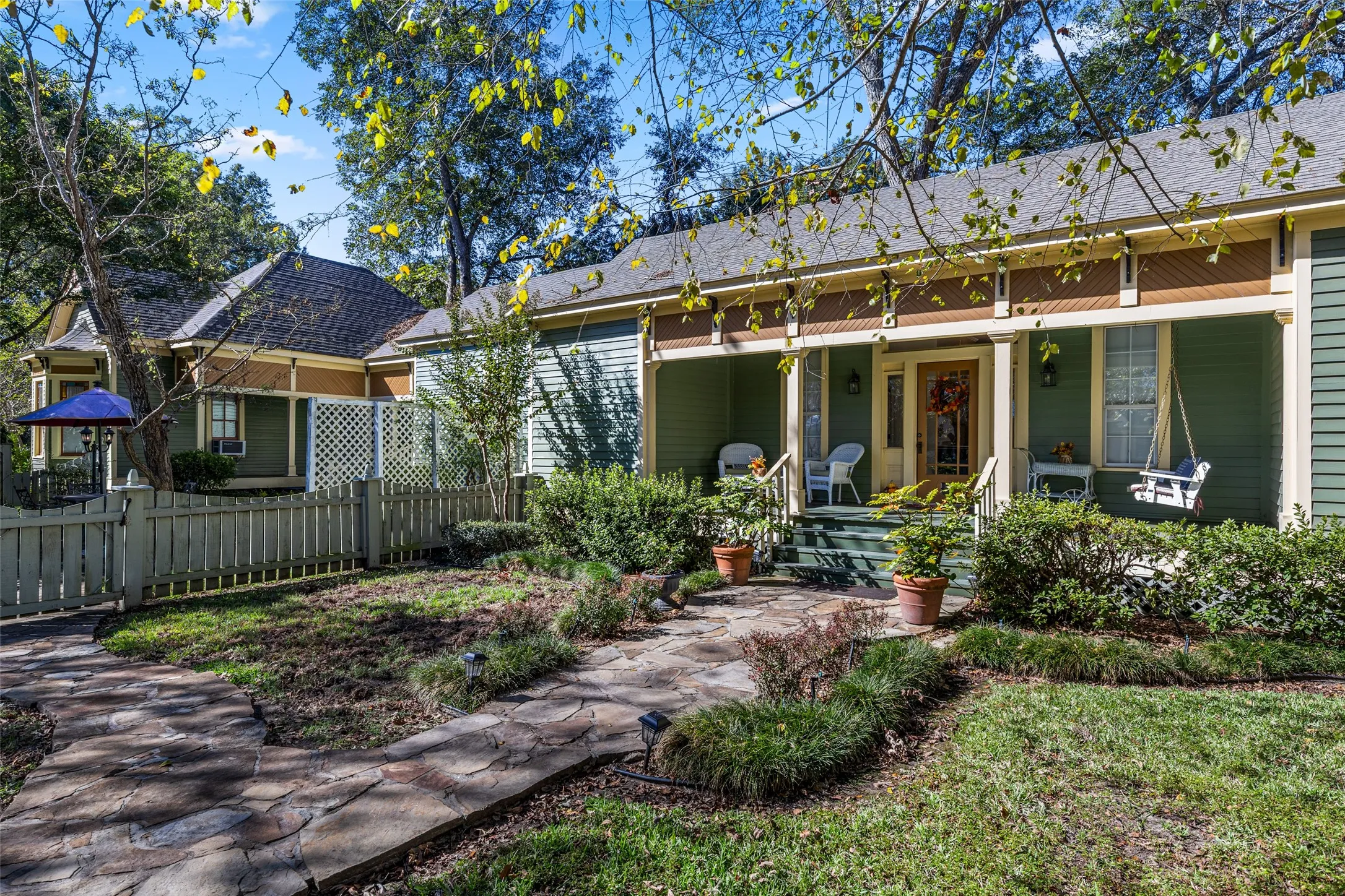 Rear porch and entry