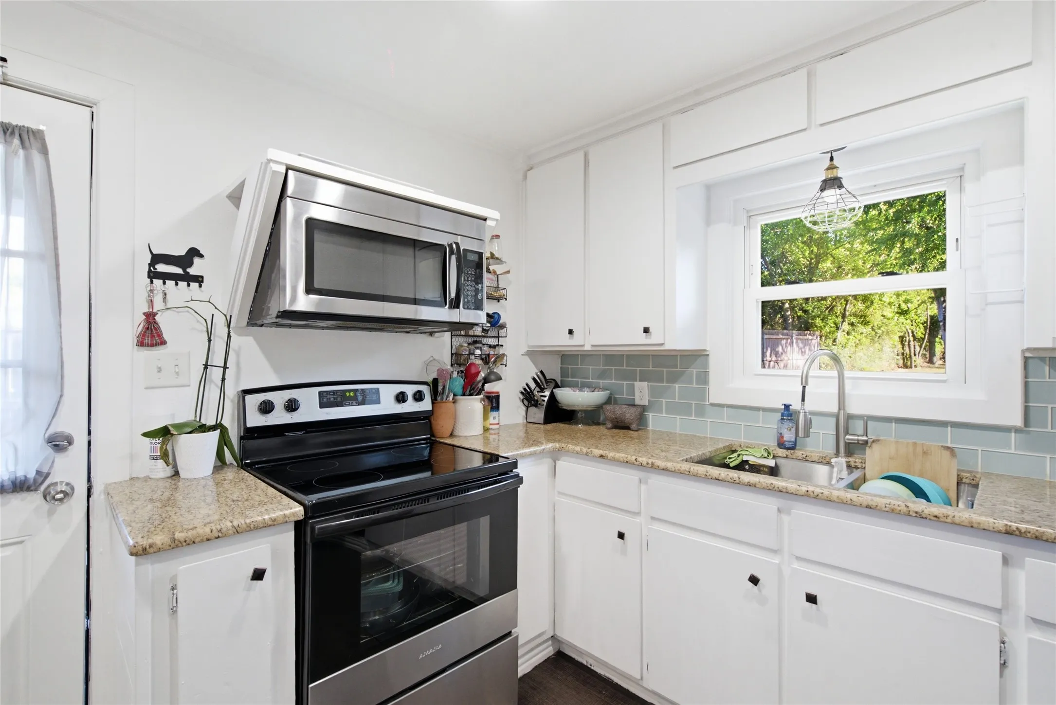 Single Family Residence For Sale in Parker County , 116 W 7th Street, Weatherford, Texas 76086, 2 Bedroom, 1 Bathroom, Garage spaces, 832 Sqft, built in 0, mls#21157851, Real Estate Agent in Weatherford, Homes For Sale in Parker county, Homes For Sale in Weatherford, Realtor in Weatherford Texas, Real Estate Brokerage Independent Realty Texas, Luminita Cordes Realtor