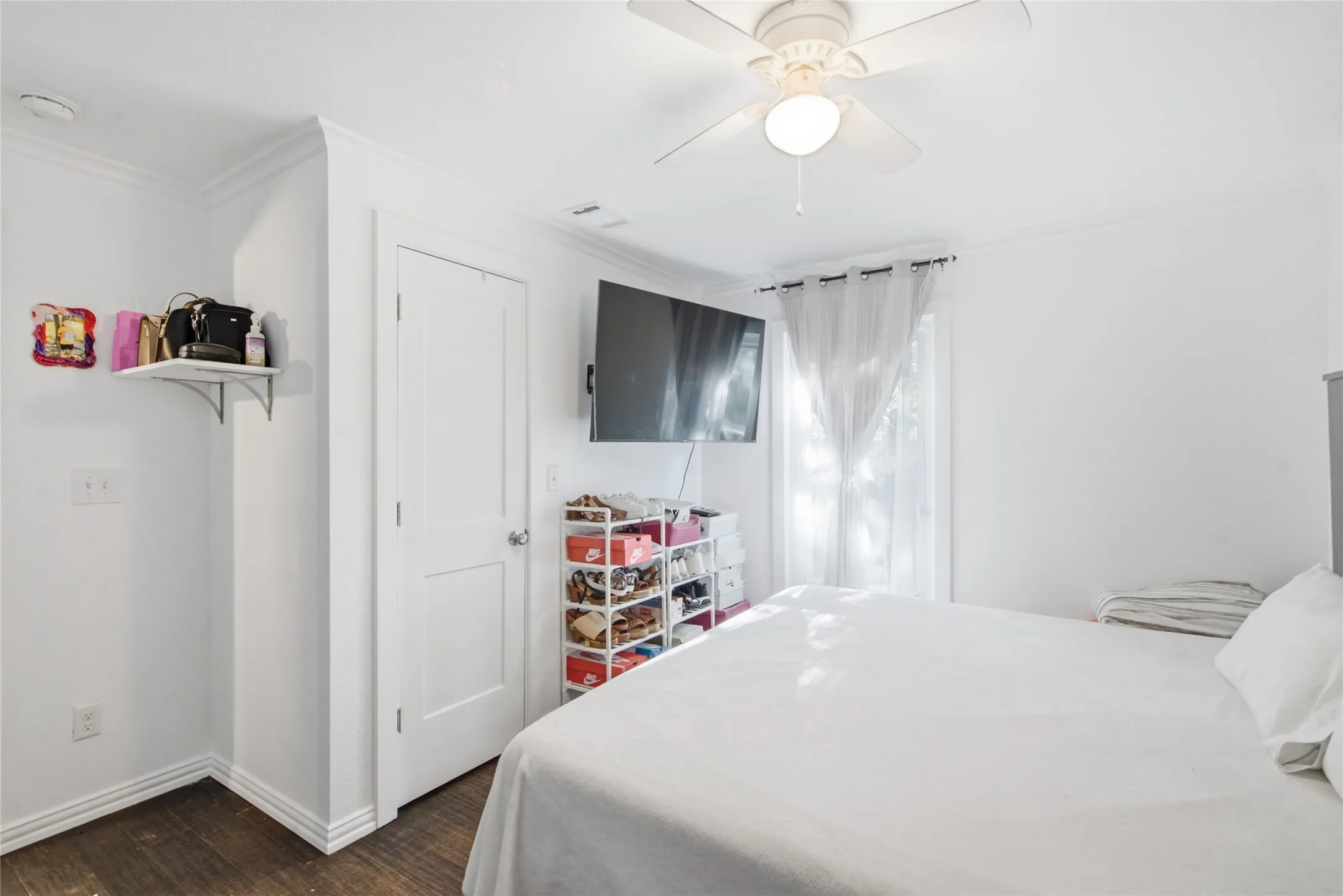 Single Family Residence For Sale in Parker County , 116 W 7th Street, Weatherford, Texas 76086, 2 Bedroom, 1 Bathroom, Garage spaces, 832 Sqft, built in 0, mls#21157851, Real Estate Agent in Weatherford, Homes For Sale in Parker county, Homes For Sale in Weatherford, Realtor in Weatherford Texas, Real Estate Brokerage Independent Realty Texas, Luminita Cordes Realtor