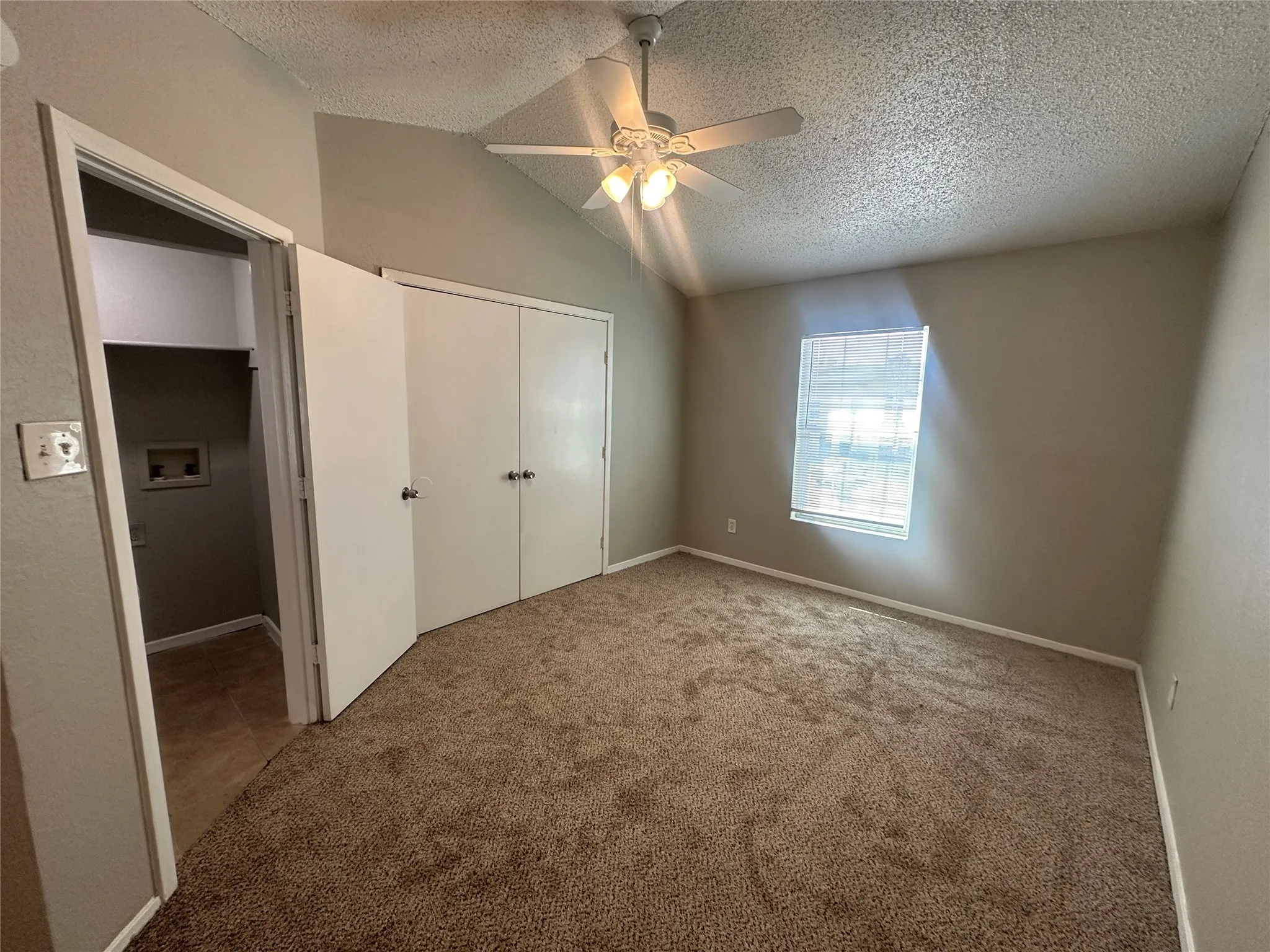 Townhouse For Sale in Dallas County , 9447 Olde Towne Row, Dallas, Texas 75227, 2 Bedroom, 2 Bathroom, Garage spaces, 1,140 Sqft, built in 1983, Preowned, Price $110,000, mls#21145992, Real Estate Agent in Dallas, Homes For Sale in Dallas county, Homes For Sale in Dallas, Realtor in Dallas Texas, Real Estate Brokerage Independent Realty Texas, Luminita Cordes Realtor