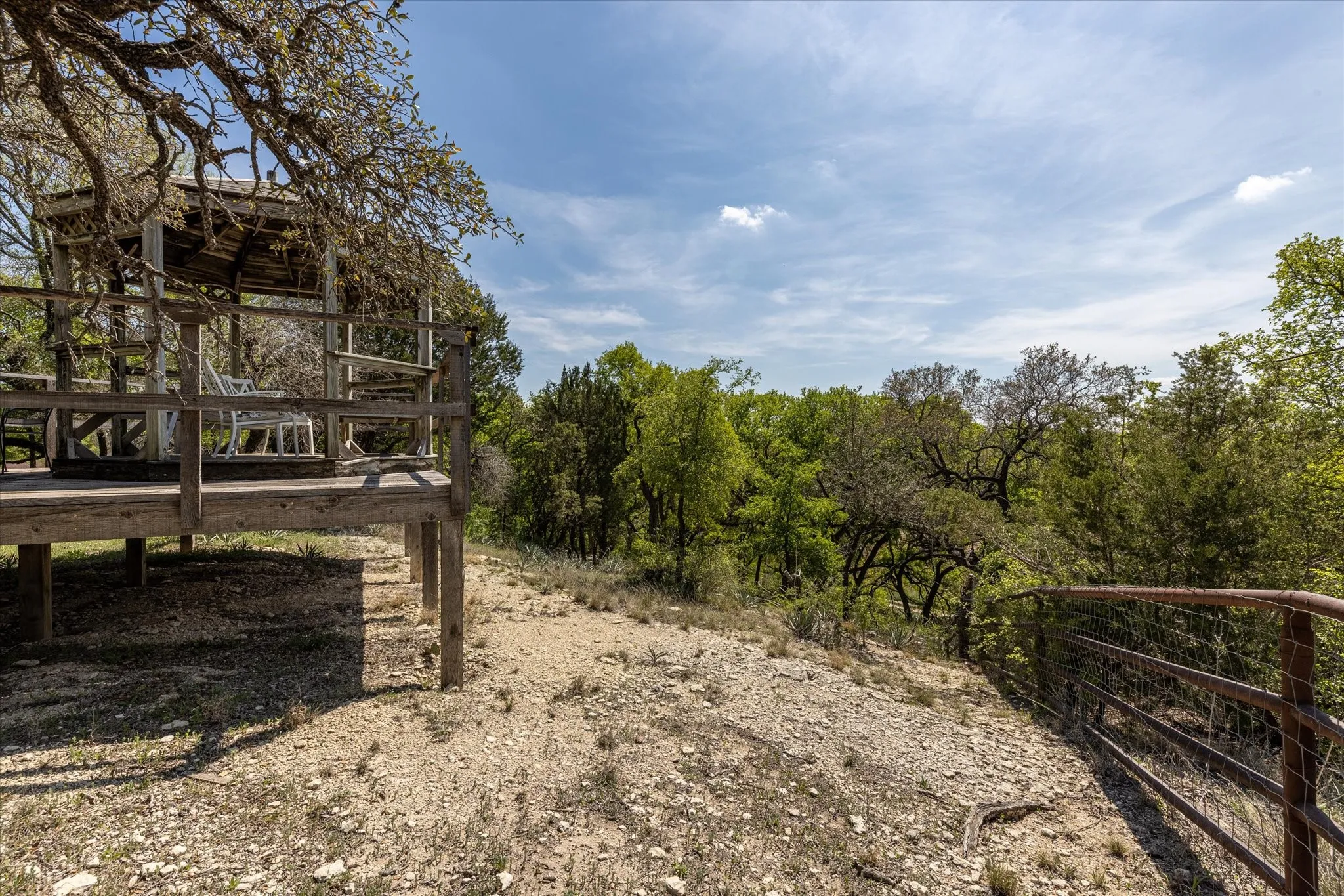 Single Family Residence For Sale in Erath County , 9885 County Road 270, Hico, Texas 76457, 3 Bedrooms, 2 Bathrooms, Garage spaces, 1,390 Sqft, built in 1986, Preowned, Price $825,000, mls#21157923, Real Estate Agent in Hico, Homes For Sale in Erath county, Homes For Sale in Hico, Realtor in Hico Texas, Real Estate Brokerage Independent Realty Texas, Luminita Cordes Realtor