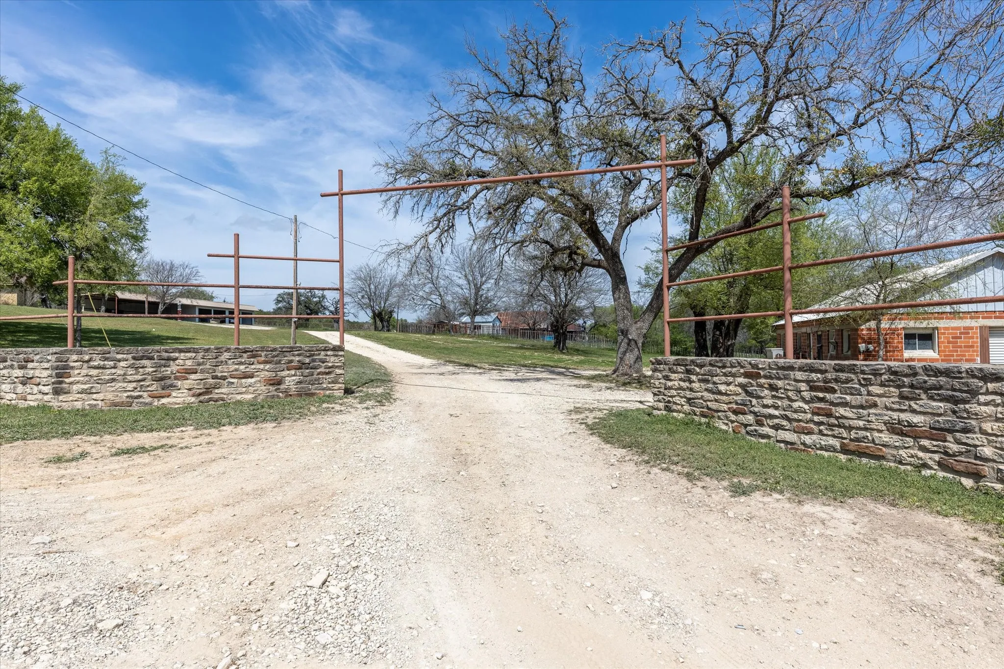 Single Family Residence For Sale in Erath County , 9885 County Road 270, Hico, Texas 76457, 3 Bedrooms, 2 Bathrooms, Garage spaces, 1,390 Sqft, built in 1986, Preowned, Price $825,000, mls#21157923, Real Estate Agent in Hico, Homes For Sale in Erath county, Homes For Sale in Hico, Realtor in Hico Texas, Real Estate Brokerage Independent Realty Texas, Luminita Cordes Realtor