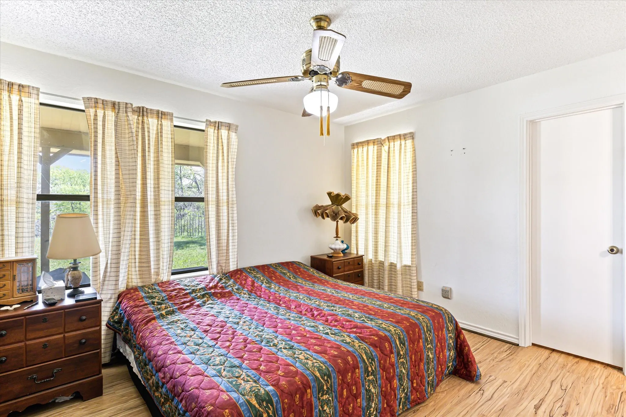 Single Family Residence For Sale in Erath County , 9885 County Road 270, Hico, Texas 76457, 3 Bedrooms, 2 Bathrooms, Garage spaces, 1,390 Sqft, built in 1986, Preowned, Price $825,000, mls#21157923, Real Estate Agent in Hico, Homes For Sale in Erath county, Homes For Sale in Hico, Realtor in Hico Texas, Real Estate Brokerage Independent Realty Texas, Luminita Cordes Realtor