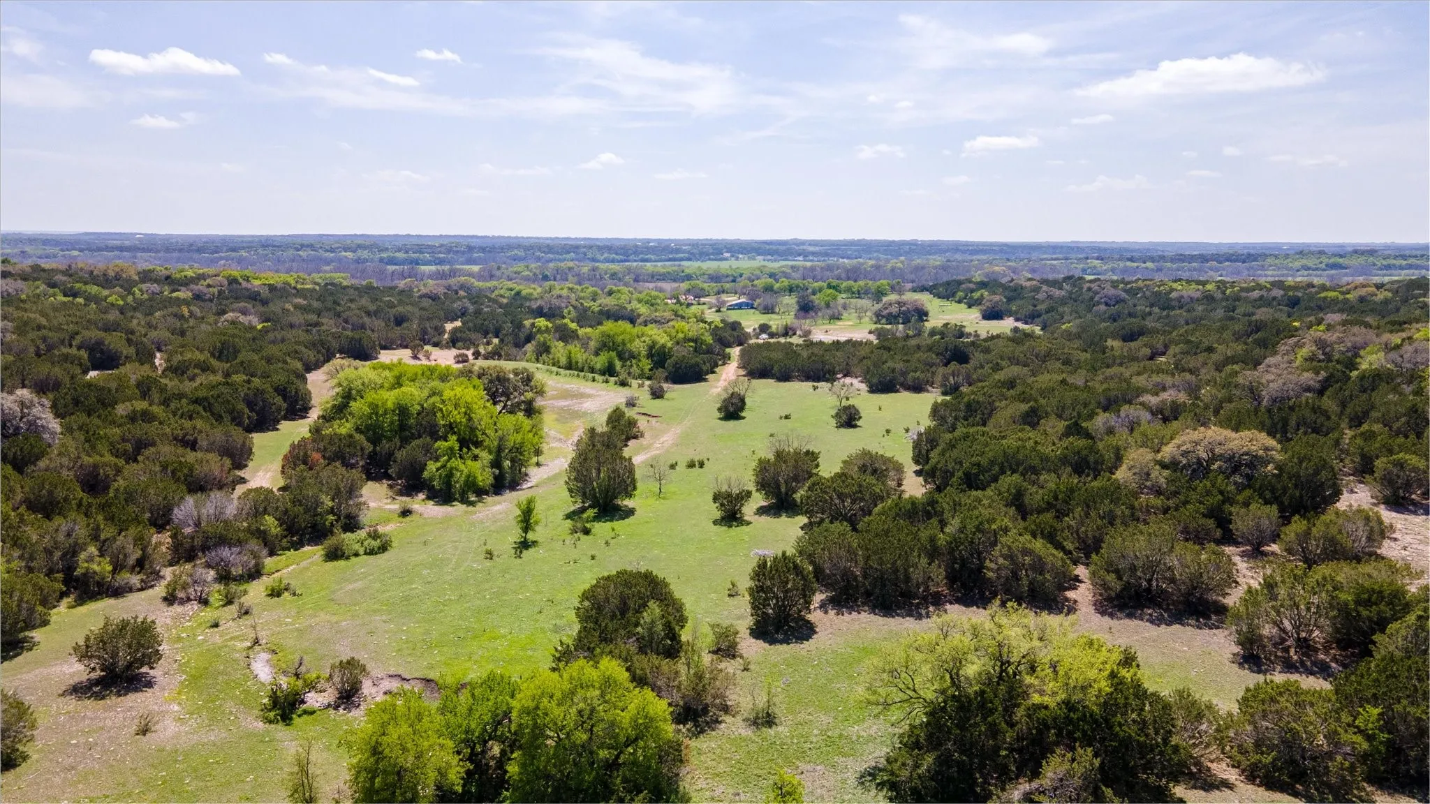 Single Family Residence For Sale in Erath County , 9885 County Road 270, Hico, Texas 76457, 3 Bedrooms, 2 Bathrooms, Garage spaces, 1,390 Sqft, built in 1986, Preowned, Price $825,000, mls#21157923, Real Estate Agent in Hico, Homes For Sale in Erath county, Homes For Sale in Hico, Realtor in Hico Texas, Real Estate Brokerage Independent Realty Texas, Luminita Cordes Realtor