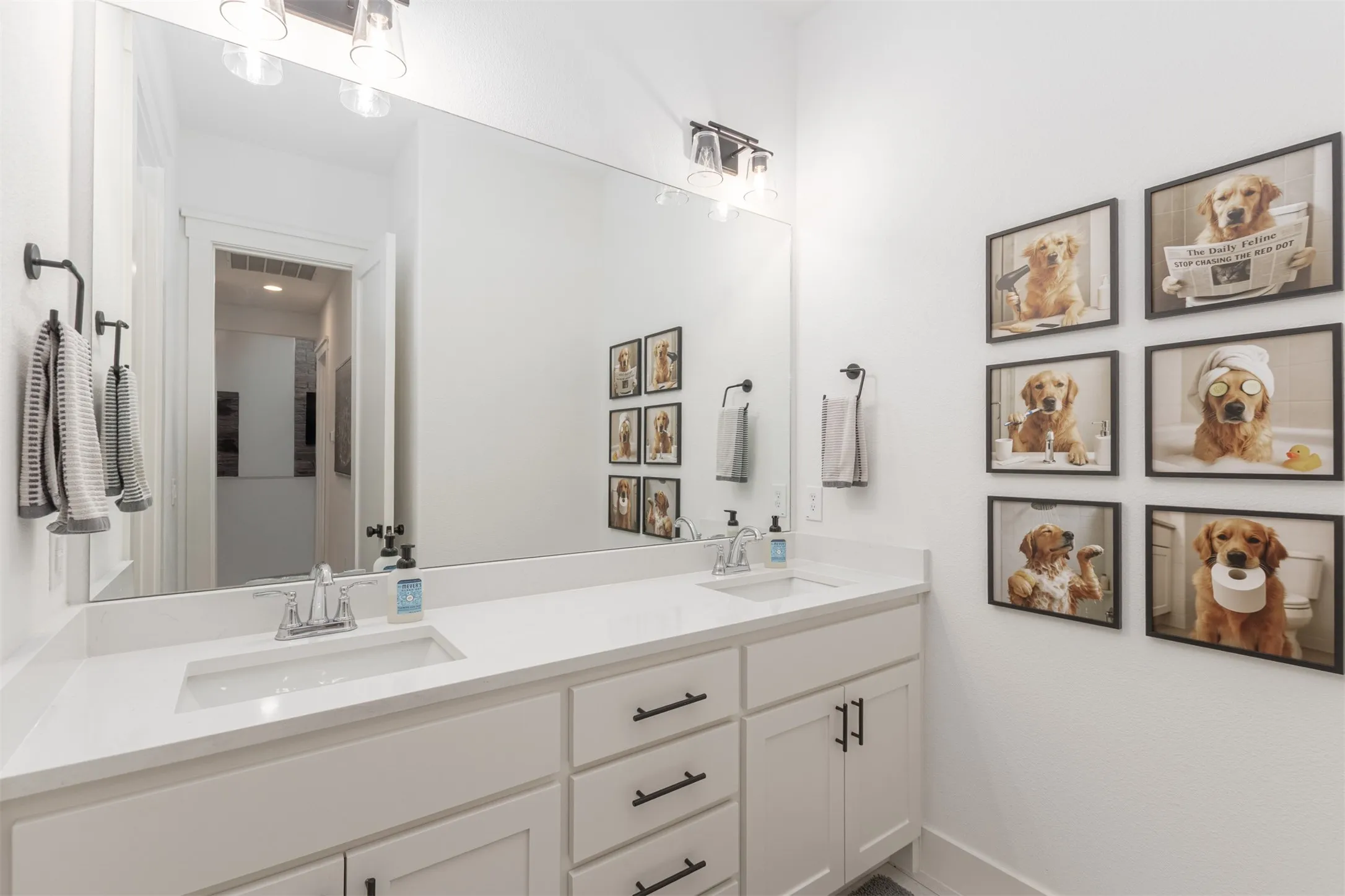 Single Family Residence For Sale in Hunt County , 4849 Sasha Way, Caddo Mills, Texas 75135, 4 Bedroom, 3 Bathroom, 3 Garage spaces, 2,359 Sqft, built in 2023, New Construction - Complete, mls#21152435, Real Estate Agent in Caddo Mills, Homes For Sale in Hunt county, Homes For Sale in Caddo Mills, Realtor in Caddo Mills Texas, Real Estate Brokerage Independent Realty Texas, Luminita Cordes Realtor