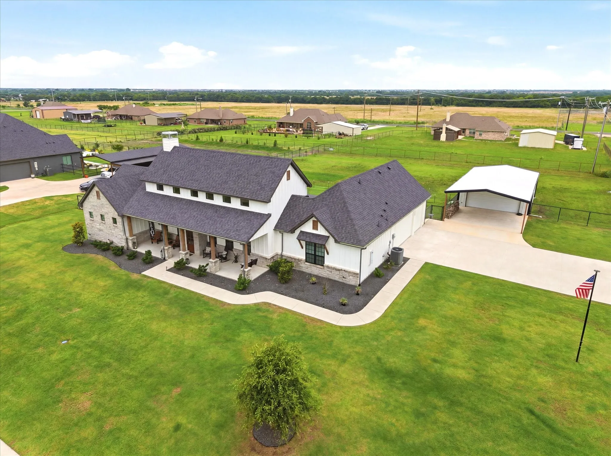 Single Family Residence For Sale in Hunt County , 4849 Sasha Way, Caddo Mills, Texas 75135, 4 Bedroom, 3 Bathroom, 3 Garage spaces, 2,359 Sqft, built in 2023, New Construction - Complete, mls#21152435, Real Estate Agent in Caddo Mills, Homes For Sale in Hunt county, Homes For Sale in Caddo Mills, Realtor in Caddo Mills Texas, Real Estate Brokerage Independent Realty Texas, Luminita Cordes Realtor