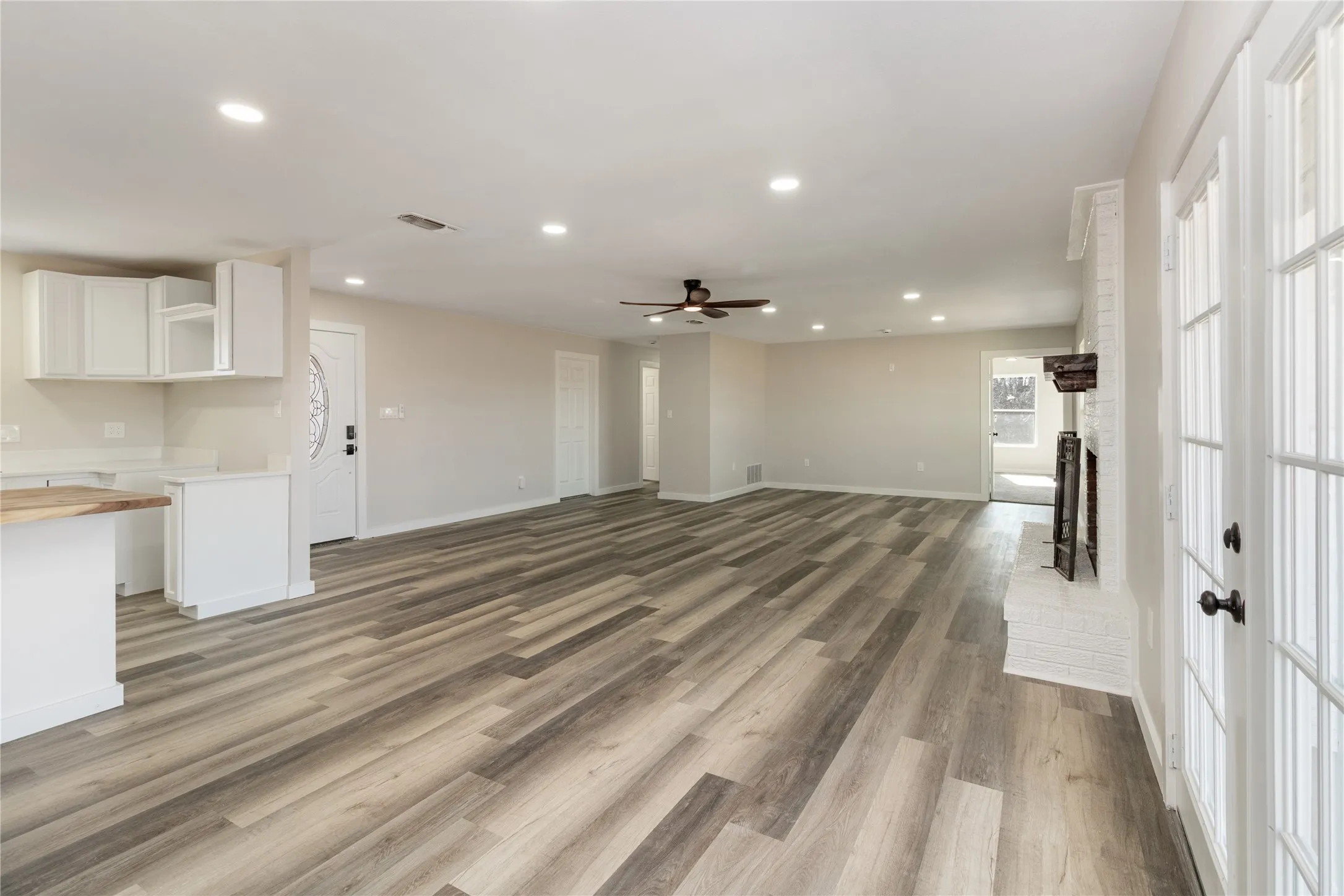 Single Family Residence For Sale in Coleman County , 6301 State Highway 153, Coleman, Texas 76834, 3 Bedroom, 2 Bathroom, 2 Garage spaces, 1,861 Sqft, built in 0, Unknown, mls#21157950, Real Estate Agent in Coleman, Homes For Sale in Coleman county, Homes For Sale in Coleman, Realtor in Coleman Texas, Real Estate Brokerage Independent Realty Texas, Luminita Cordes Realtor
