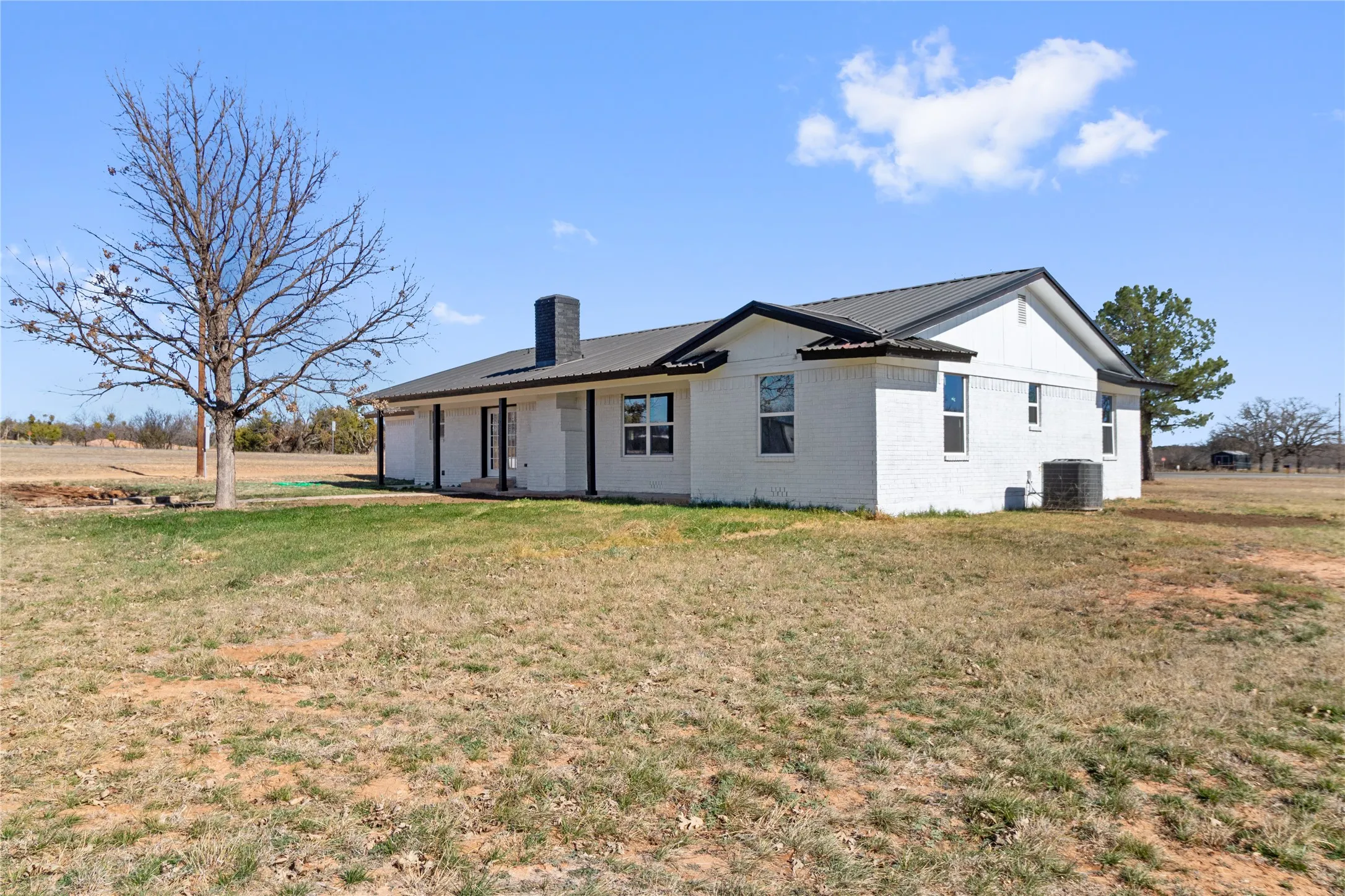 Single Family Residence For Sale in Coleman County , 6301 State Highway 153, Coleman, Texas 76834, 3 Bedroom, 2 Bathroom, 2 Garage spaces, 1,861 Sqft, built in 0, Unknown, mls#21157950, Real Estate Agent in Coleman, Homes For Sale in Coleman county, Homes For Sale in Coleman, Realtor in Coleman Texas, Real Estate Brokerage Independent Realty Texas, Luminita Cordes Realtor