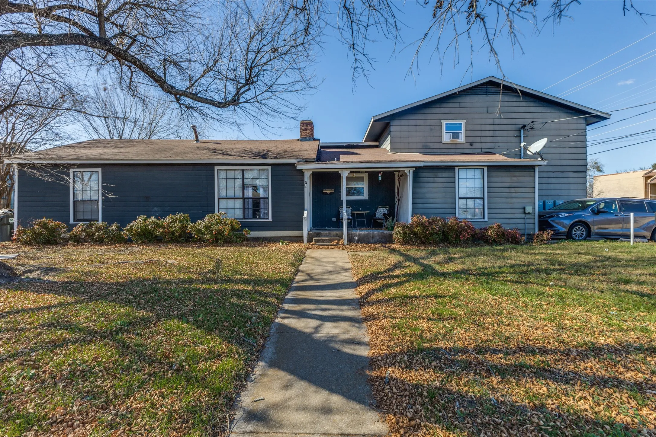 Quadruplex For Sale in Dallas County , 315 N Merrill Avenue, Duncanville, Texas 75116, 9 Bedrooms, 5 Bathrooms, 4 Garage spaces, 0 Sqft, built in 1955, Preowned, Price $625,000, mls#21157933, Real Estate Agent in Duncanville, Homes For Sale in Dallas county, Homes For Sale in Duncanville, Realtor in Duncanville Texas, Real Estate Brokerage Independent Realty Texas, Luminita Cordes Realtor