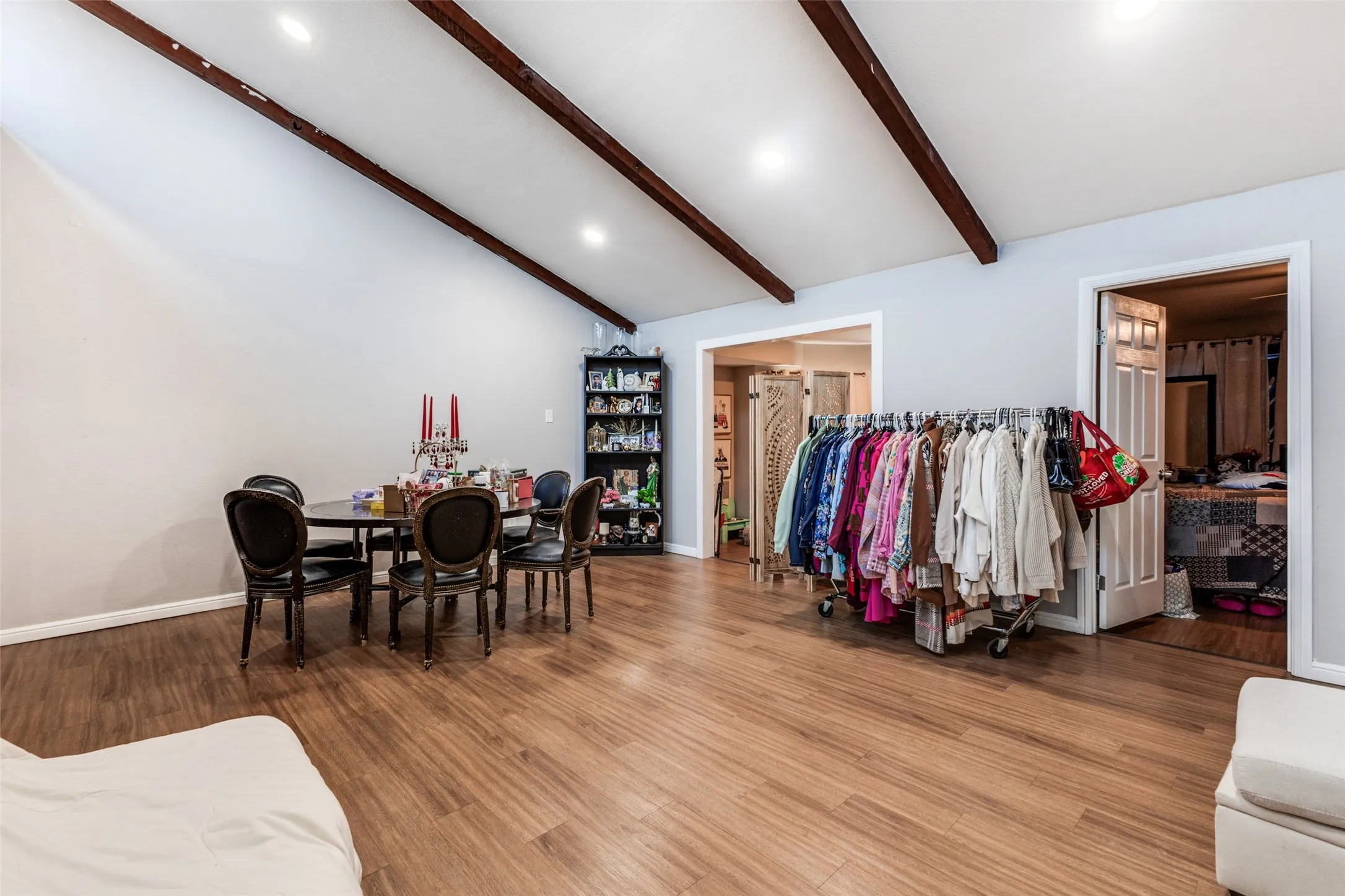 Quadruplex For Sale in Dallas County , 315 N Merrill Avenue, Duncanville, Texas 75116, 9 Bedrooms, 5 Bathrooms, 4 Garage spaces, 0 Sqft, built in 1955, Preowned, Price $625,000, mls#21157933, Real Estate Agent in Duncanville, Homes For Sale in Dallas county, Homes For Sale in Duncanville, Realtor in Duncanville Texas, Real Estate Brokerage Independent Realty Texas, Luminita Cordes Realtor