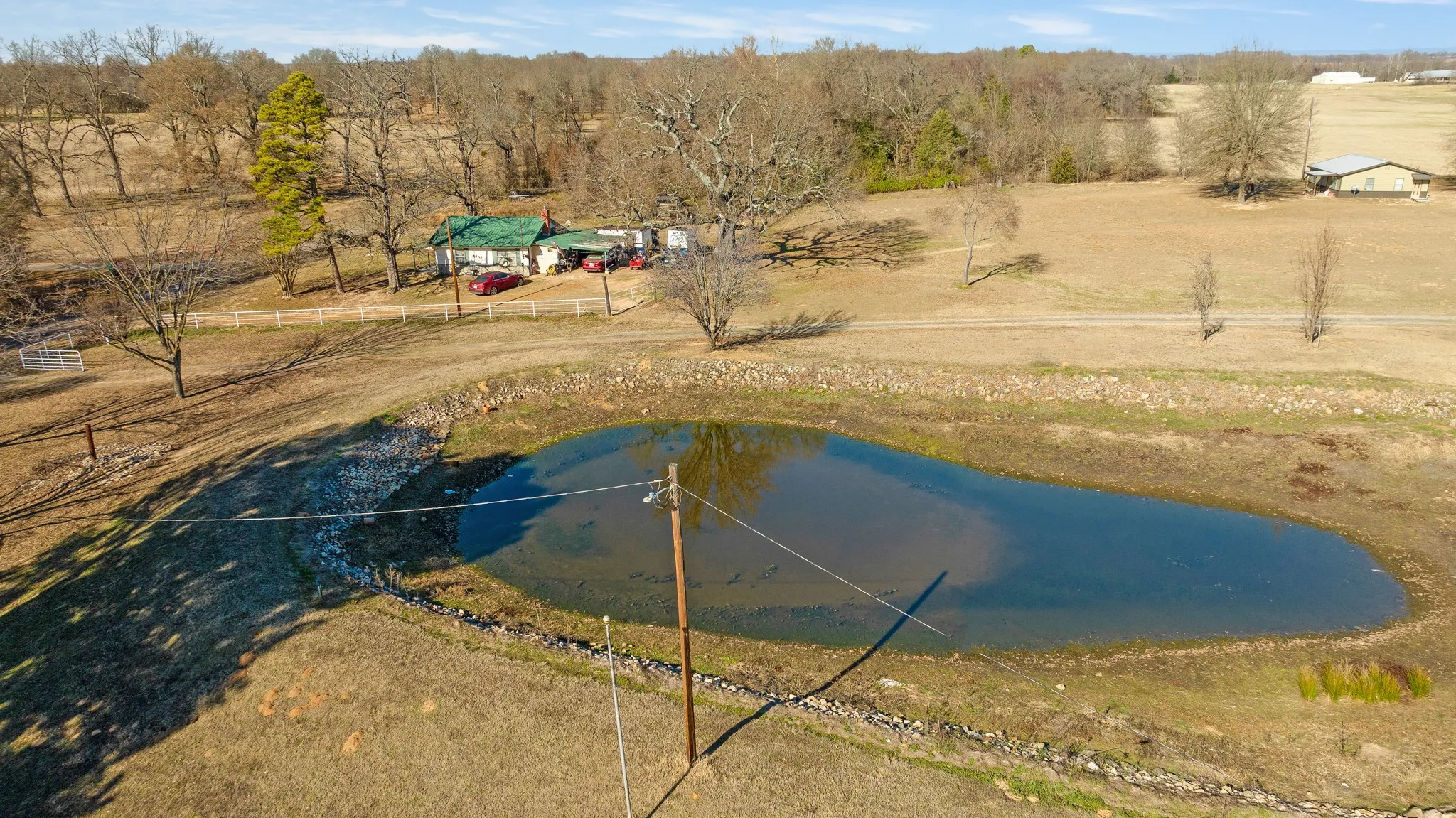 Single Family Residence For Sale in Lamar County , 4060 CR 36220, Sumner, Texas 75486, 2 Bedroom, 1 Bathroom, Garage spaces, 9,999 Sqft, built in 0, Preowned, mls#21155310, Real Estate Agent in Sumner, Homes For Sale in Lamar county, Homes For Sale in Sumner, Realtor in Sumner Texas, Real Estate Brokerage Independent Realty Texas, Luminita Cordes Realtor