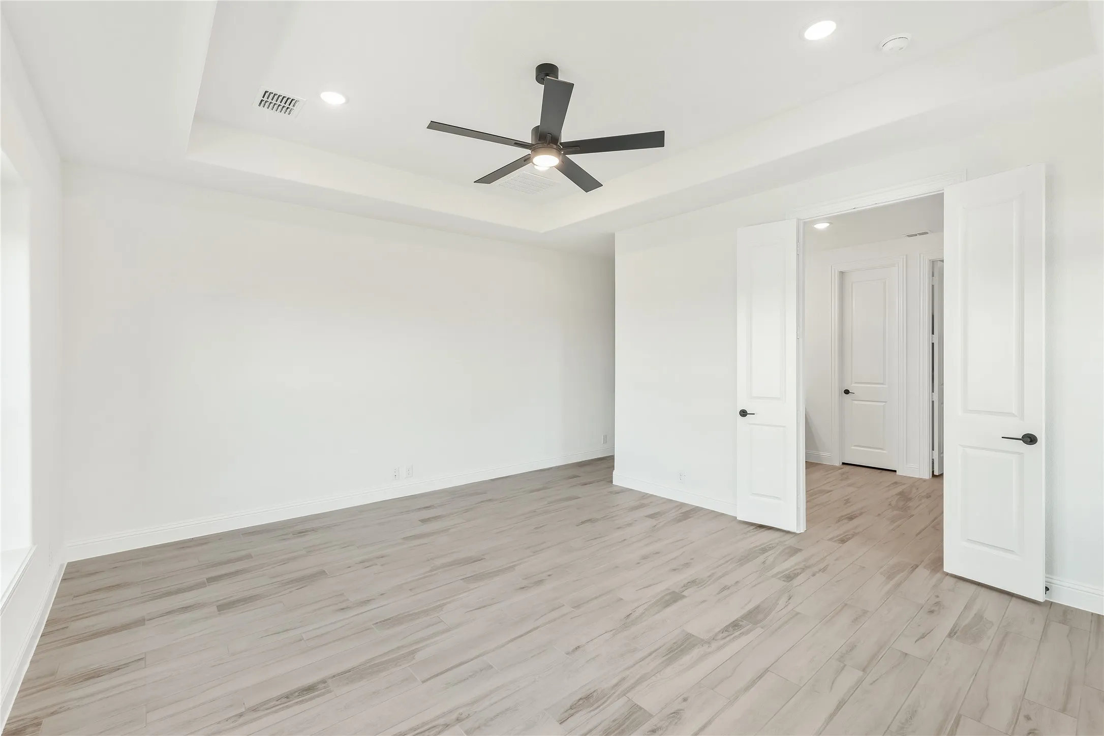 Single Family Residence For Sale in Ellis County , 421 Birkdale Lane, Red Oak, Texas 75154, 4 Bedroom, 3 Bathroom, 3 Garage spaces, 3,480 Sqft, built in 2026, New Construction - Complete, mls#21131926, Real Estate Agent in Red Oak, Homes For Sale in Ellis county, Homes For Sale in Red Oak, Realtor in Red Oak Texas, Real Estate Brokerage Independent Realty Texas, Luminita Cordes Realtor