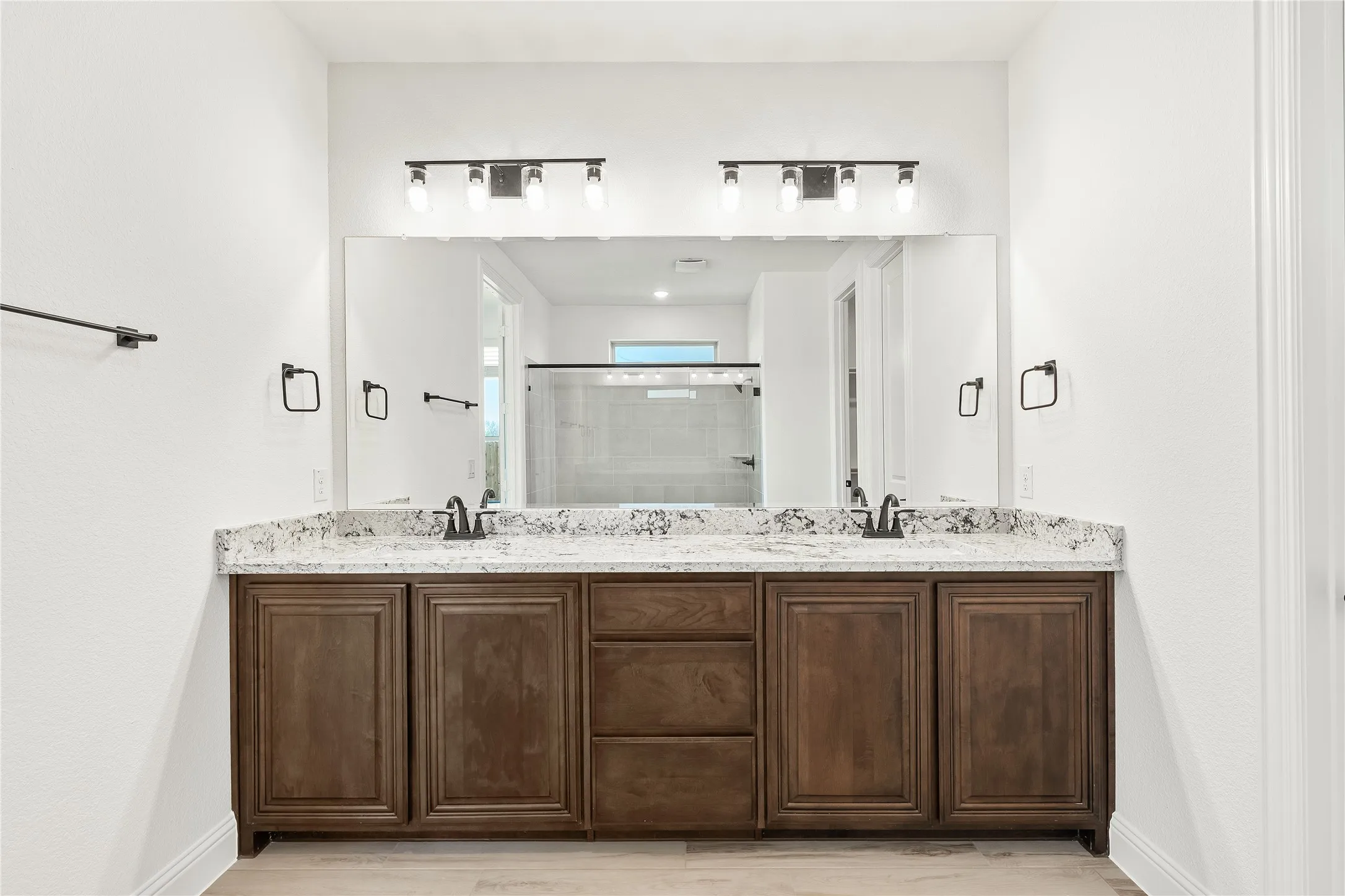 Single Family Residence For Sale in Ellis County , 421 Birkdale Lane, Red Oak, Texas 75154, 4 Bedroom, 3 Bathroom, 3 Garage spaces, 3,480 Sqft, built in 2026, New Construction - Complete, mls#21131926, Real Estate Agent in Red Oak, Homes For Sale in Ellis county, Homes For Sale in Red Oak, Realtor in Red Oak Texas, Real Estate Brokerage Independent Realty Texas, Luminita Cordes Realtor