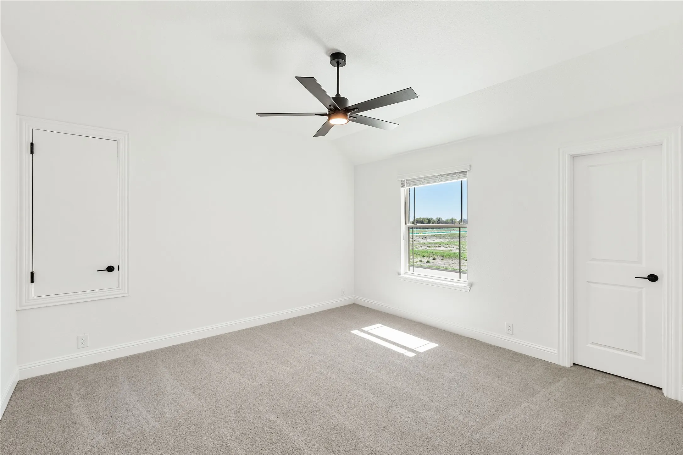 Single Family Residence For Sale in Ellis County , 421 Birkdale Lane, Red Oak, Texas 75154, 4 Bedroom, 3 Bathroom, 3 Garage spaces, 3,480 Sqft, built in 2026, New Construction - Complete, mls#21131926, Real Estate Agent in Red Oak, Homes For Sale in Ellis county, Homes For Sale in Red Oak, Realtor in Red Oak Texas, Real Estate Brokerage Independent Realty Texas, Luminita Cordes Realtor