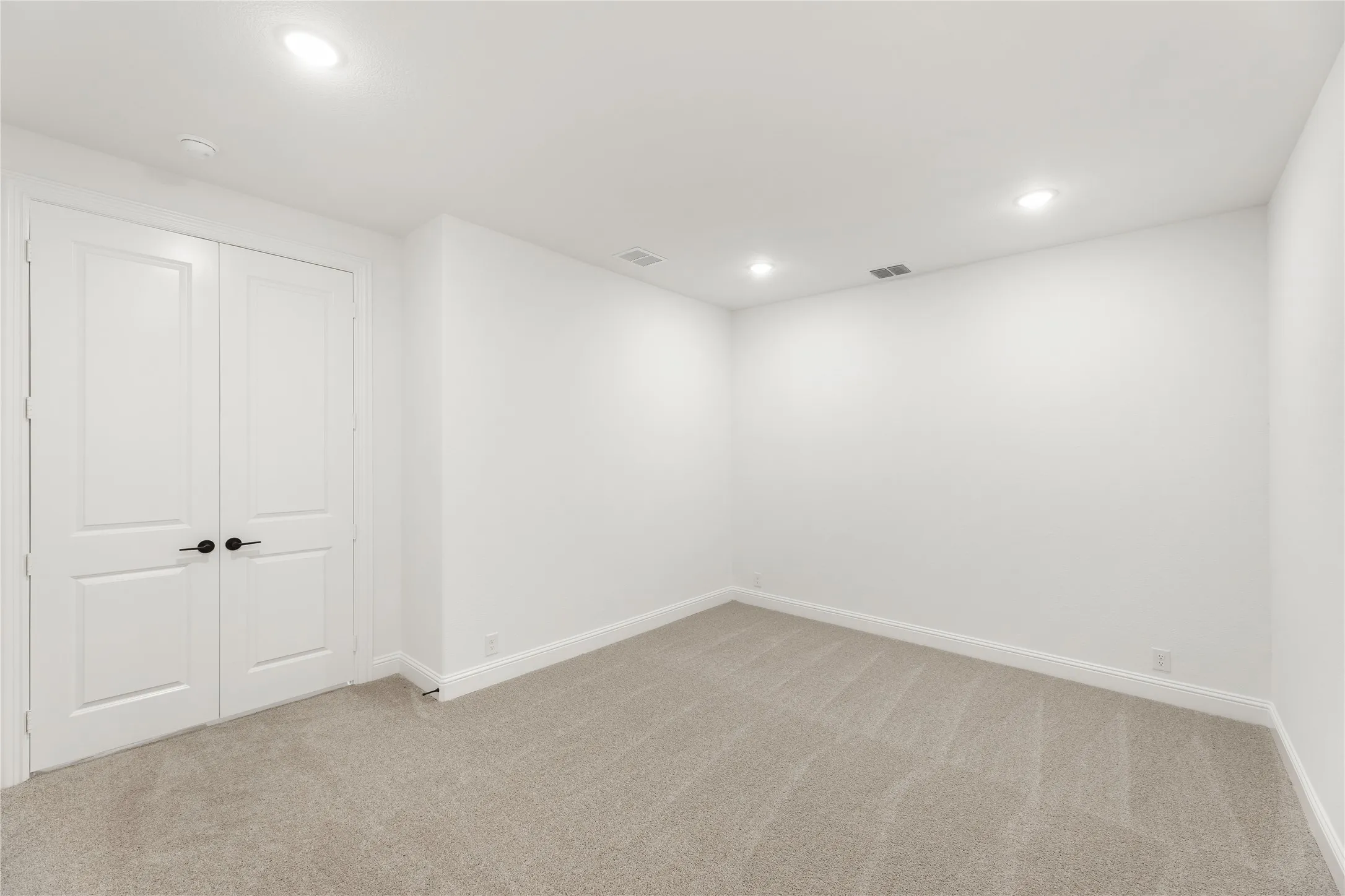 Single Family Residence For Sale in Ellis County , 421 Birkdale Lane, Red Oak, Texas 75154, 4 Bedroom, 3 Bathroom, 3 Garage spaces, 3,480 Sqft, built in 2026, New Construction - Complete, mls#21131926, Real Estate Agent in Red Oak, Homes For Sale in Ellis county, Homes For Sale in Red Oak, Realtor in Red Oak Texas, Real Estate Brokerage Independent Realty Texas, Luminita Cordes Realtor