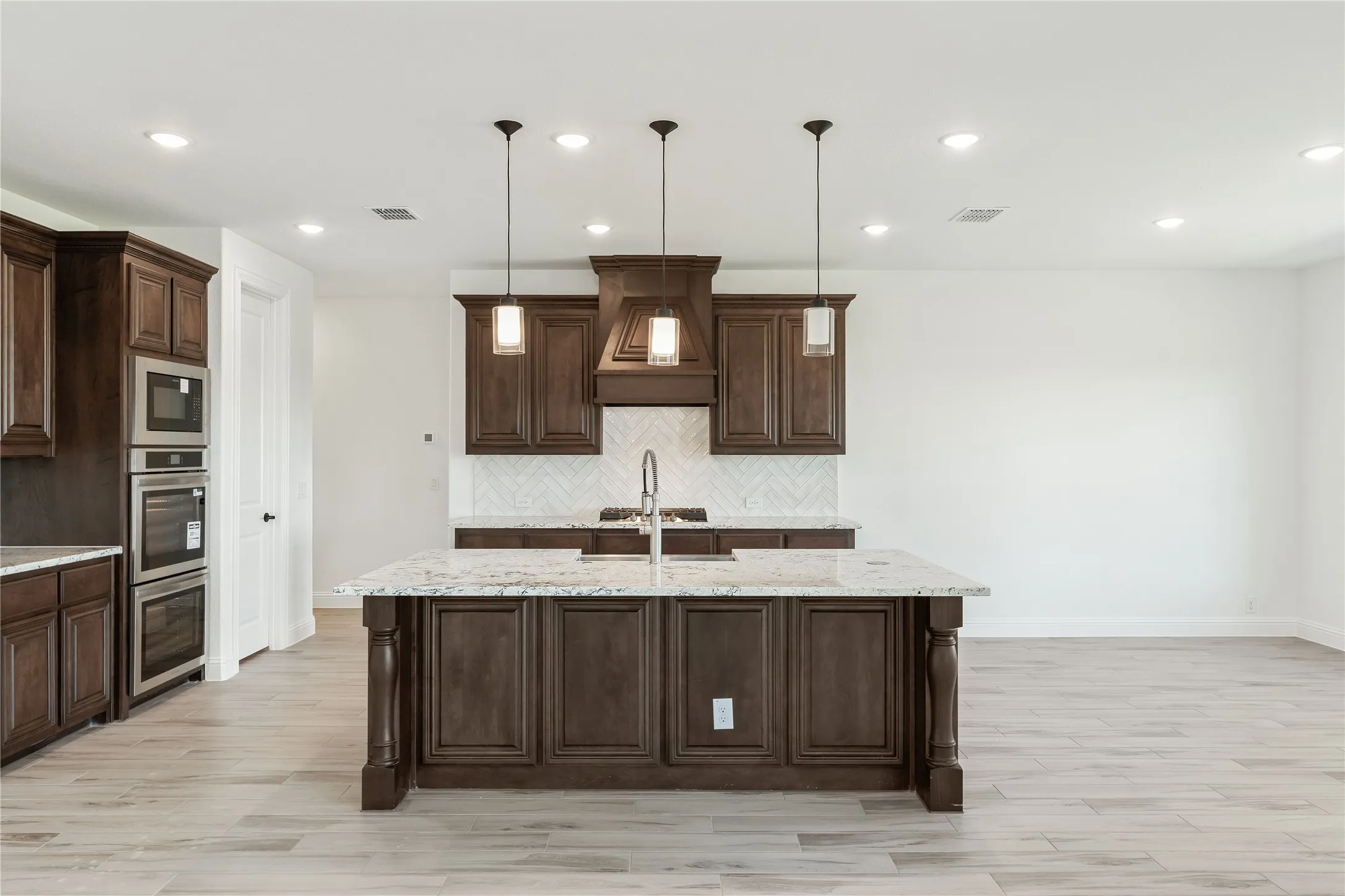 Single Family Residence For Sale in Ellis County , 421 Birkdale Lane, Red Oak, Texas 75154, 4 Bedroom, 3 Bathroom, 3 Garage spaces, 3,480 Sqft, built in 2026, New Construction - Complete, mls#21131926, Real Estate Agent in Red Oak, Homes For Sale in Ellis county, Homes For Sale in Red Oak, Realtor in Red Oak Texas, Real Estate Brokerage Independent Realty Texas, Luminita Cordes Realtor