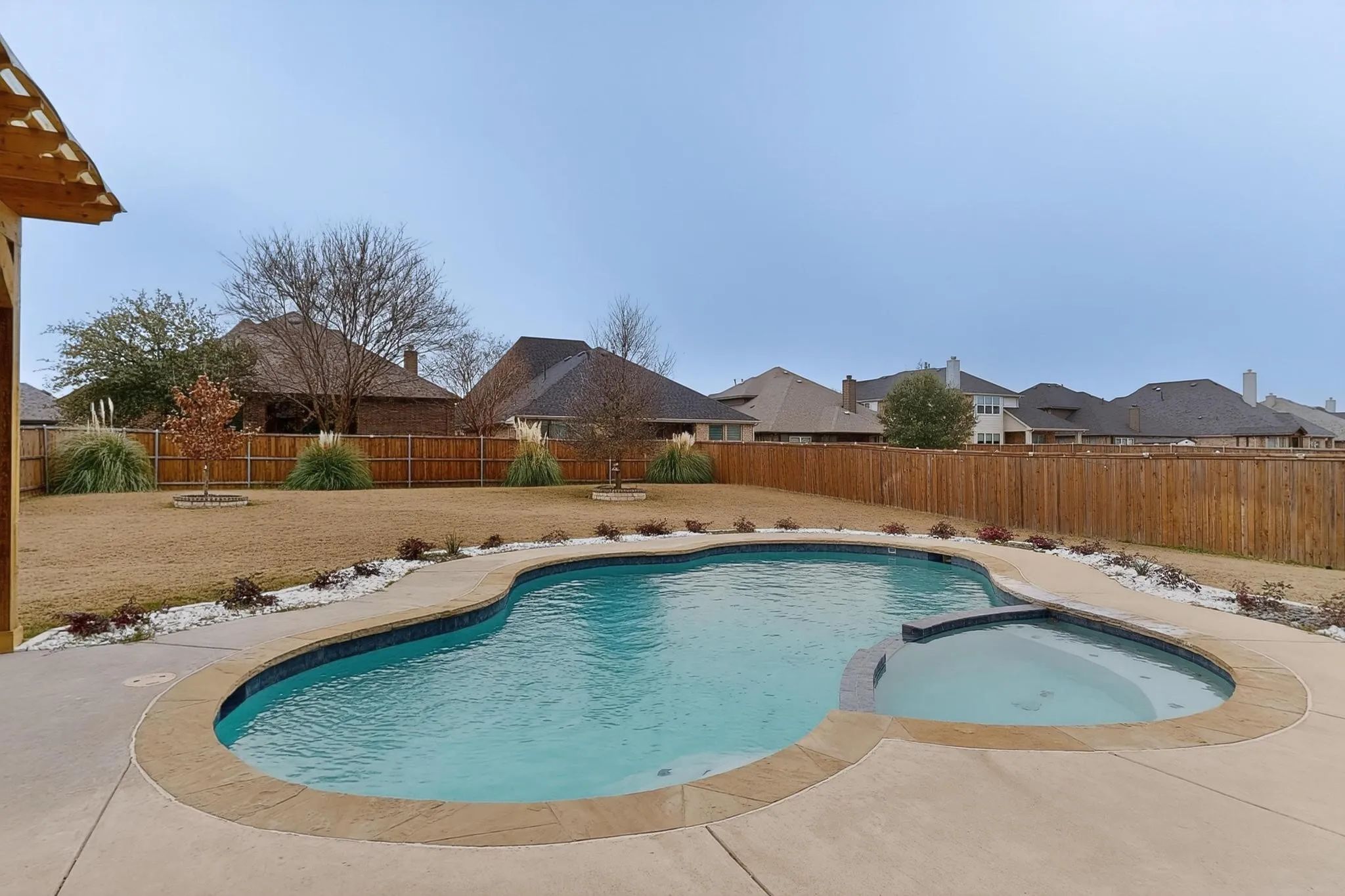Single Family Residence For Sale in Kaufman County , 1107 Devonshire Drive S, Forney, Texas 75126, 5 Bedrooms, 4 Bathrooms, 2 Garage spaces, 4,389 Sqft, built in 2017, Price $732,500, mls#21156882, Real Estate Agent in Forney, Homes For Sale in Kaufman county, Homes For Sale in Forney, Realtor in Forney Texas, Real Estate Brokerage Independent Realty Texas, Luminita Cordes Realtor