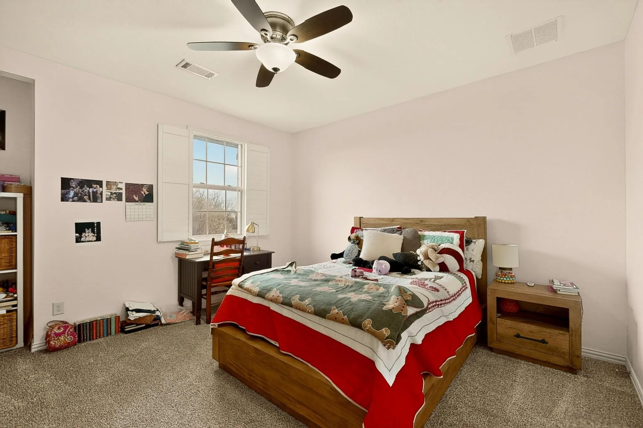 Single Family Residence For Sale in Kaufman County , 1107 Devonshire Drive S, Forney, Texas 75126, 5 Bedrooms, 4 Bathrooms, 2 Garage spaces, 4,389 Sqft, built in 2017, Price $732,500, mls#21156882, Real Estate Agent in Forney, Homes For Sale in Kaufman county, Homes For Sale in Forney, Realtor in Forney Texas, Real Estate Brokerage Independent Realty Texas, Luminita Cordes Realtor