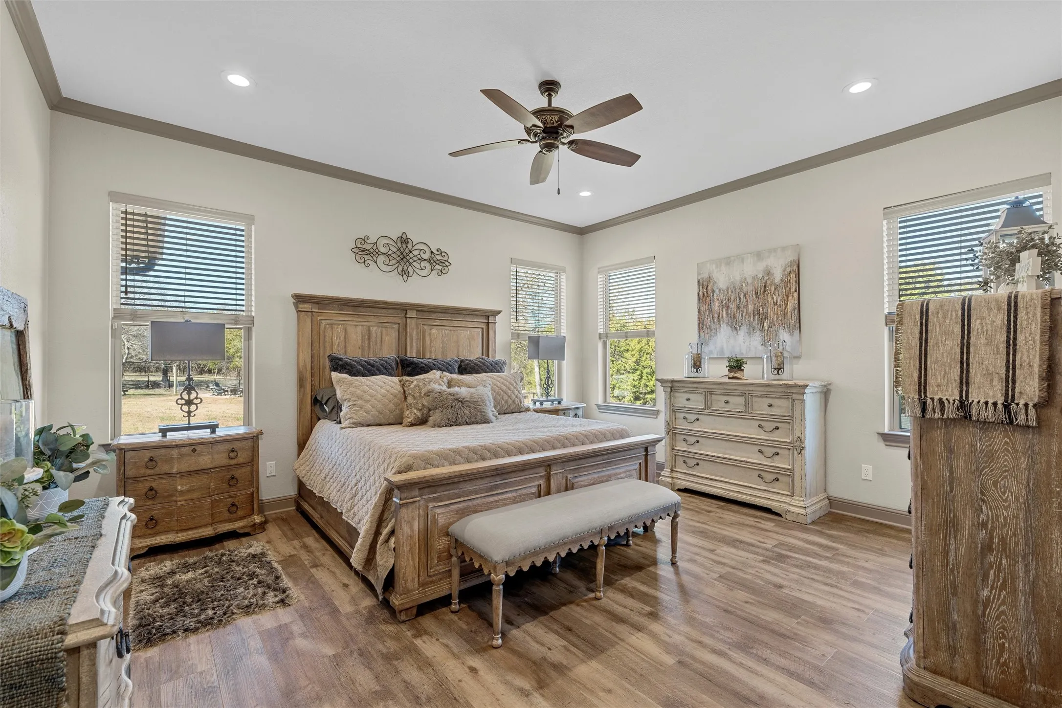 Single Family Residence For Sale in Mc Lennan County , 18503 Wortham Bend Road, China Spring, Texas 76633, 3 Bedroom, 3 Bathroom, 3 Garage spaces, 3,627 Sqft, built in 2020, mls#21152559, Real Estate Agent in China Spring, Homes For Sale in Mc Lennan county, Homes For Sale in China Spring, Realtor in China Spring Texas, Real Estate Brokerage Independent Realty Texas, Luminita Cordes Realtor