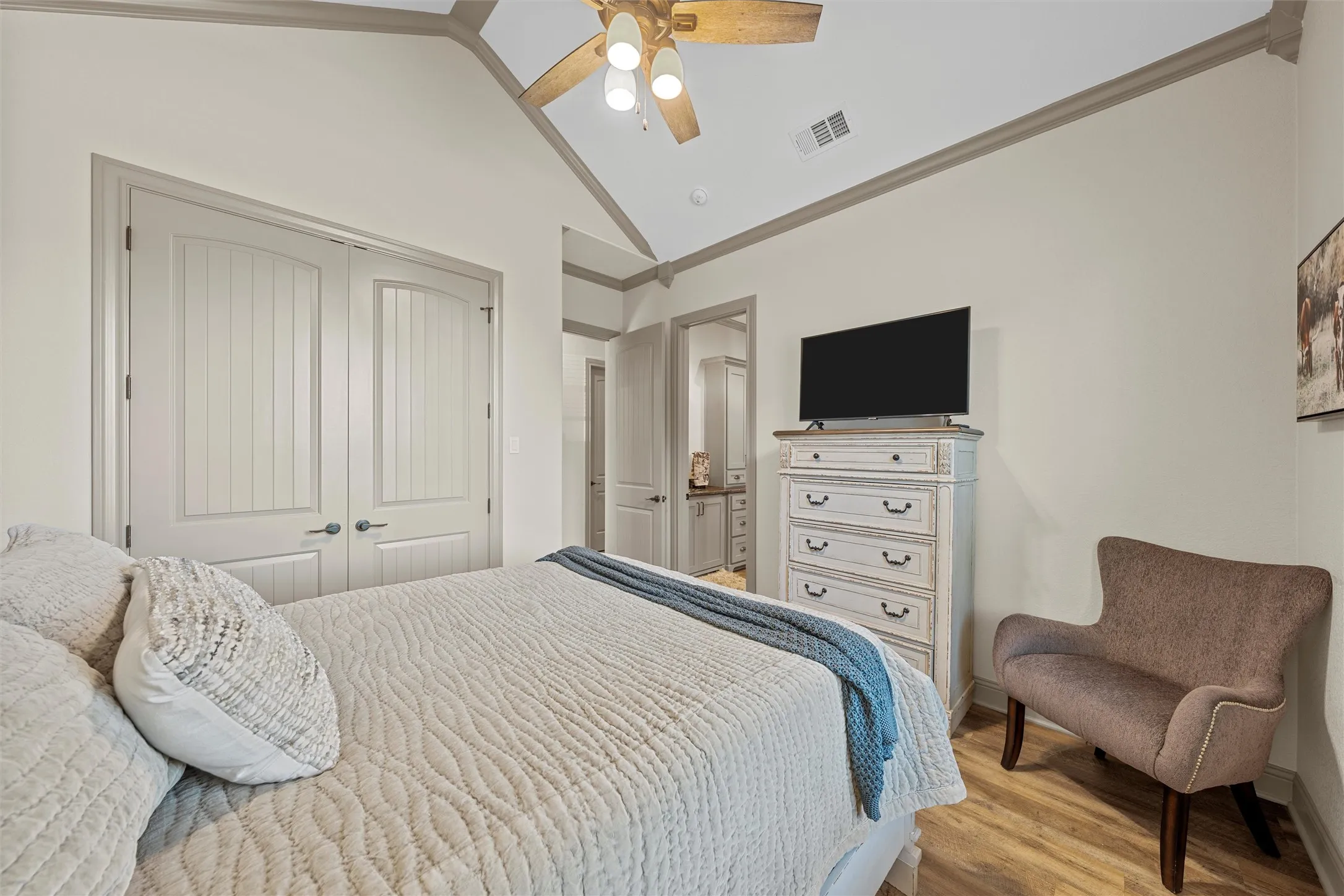 Single Family Residence For Sale in Mc Lennan County , 18503 Wortham Bend Road, China Spring, Texas 76633, 3 Bedroom, 3 Bathroom, 3 Garage spaces, 3,627 Sqft, built in 2020, mls#21152559, Real Estate Agent in China Spring, Homes For Sale in Mc Lennan county, Homes For Sale in China Spring, Realtor in China Spring Texas, Real Estate Brokerage Independent Realty Texas, Luminita Cordes Realtor