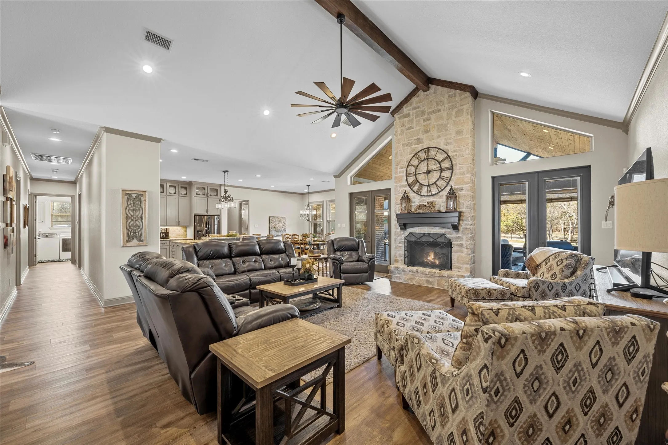Single Family Residence For Sale in Mc Lennan County , 18503 Wortham Bend Road, China Spring, Texas 76633, 3 Bedroom, 3 Bathroom, 3 Garage spaces, 3,627 Sqft, built in 2020, mls#21152559, Real Estate Agent in China Spring, Homes For Sale in Mc Lennan county, Homes For Sale in China Spring, Realtor in China Spring Texas, Real Estate Brokerage Independent Realty Texas, Luminita Cordes Realtor